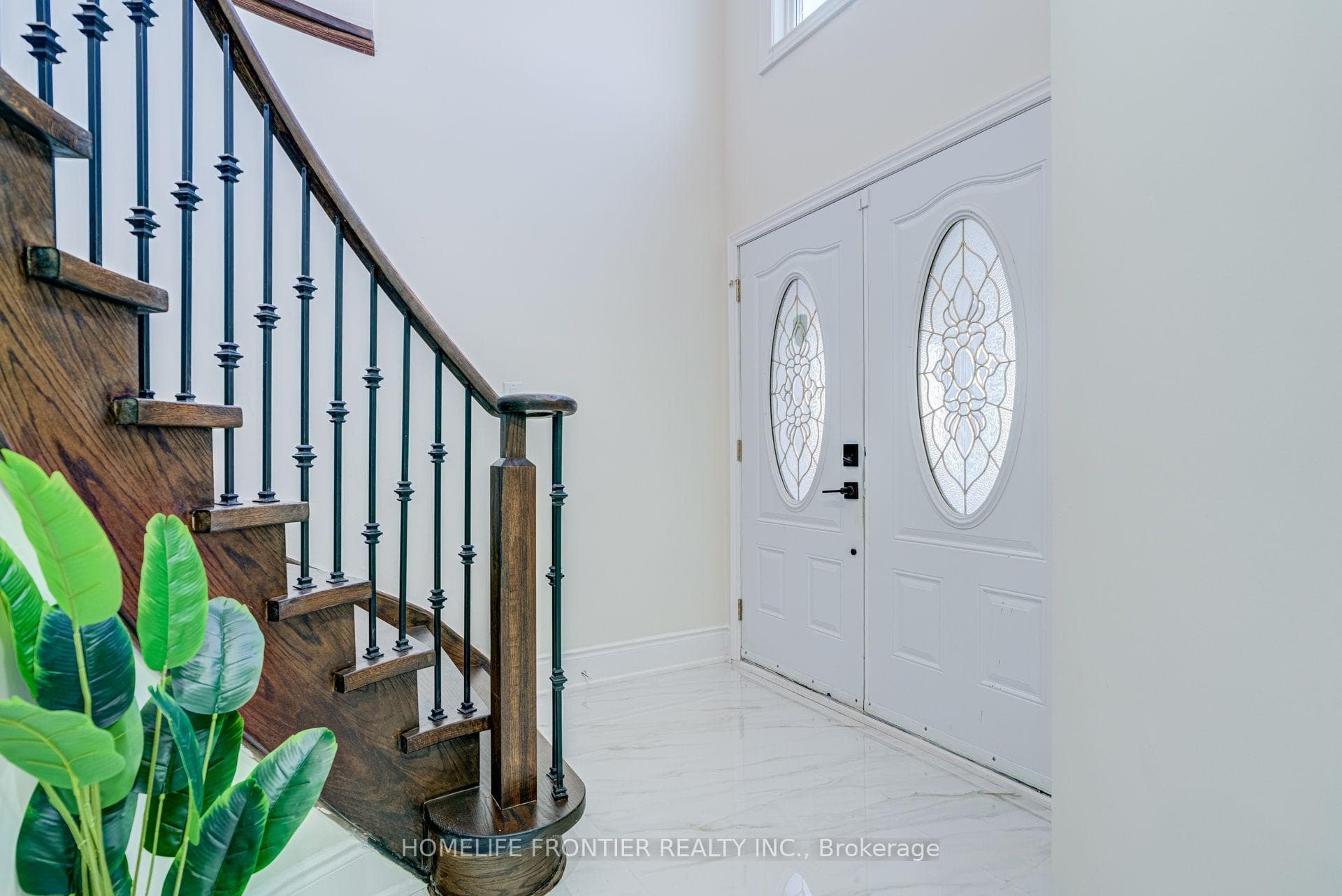 1059 Ivandale Drive photo 6