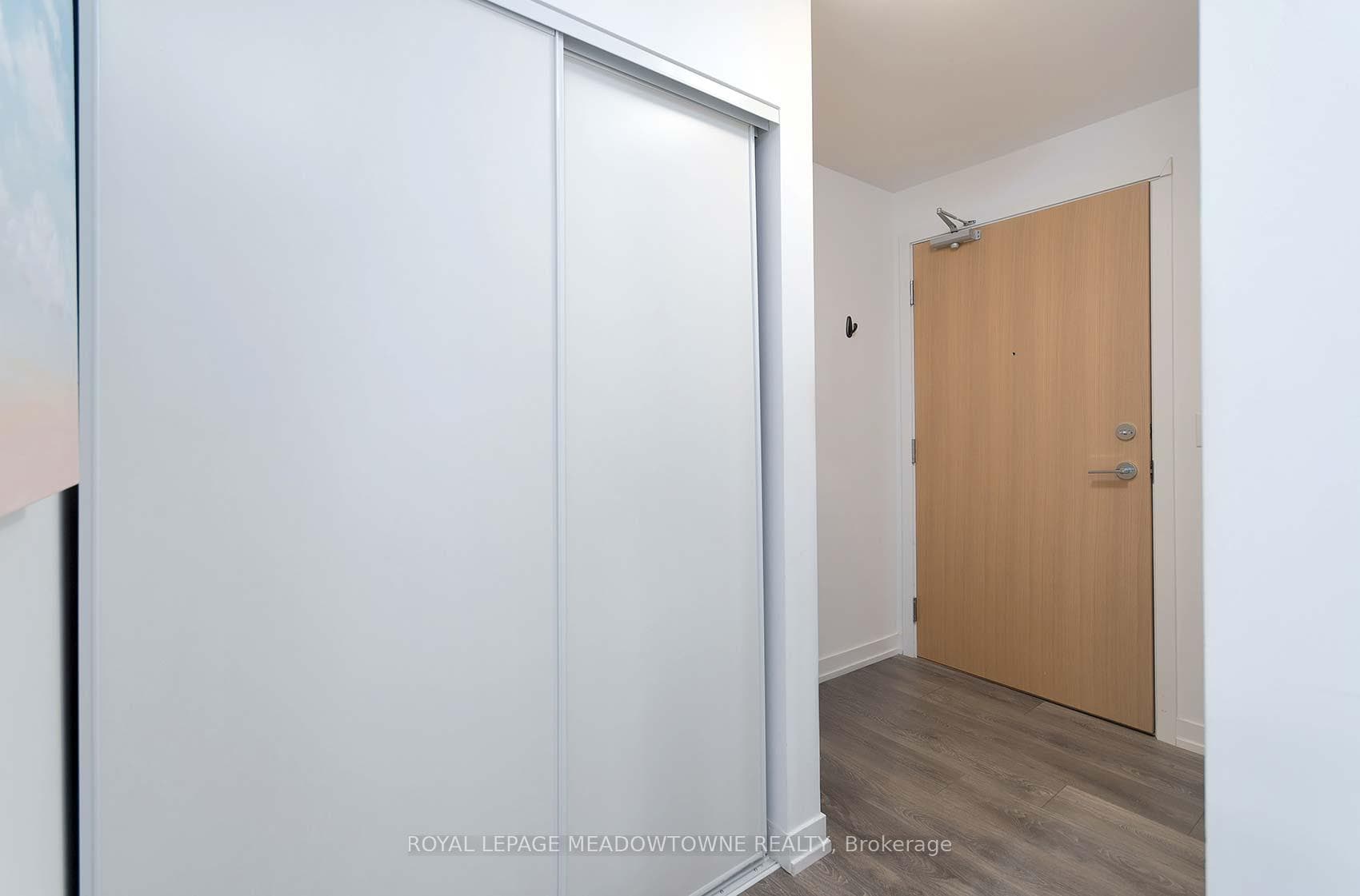 2520 Eglinton Avenue Unit 1205 photo 7