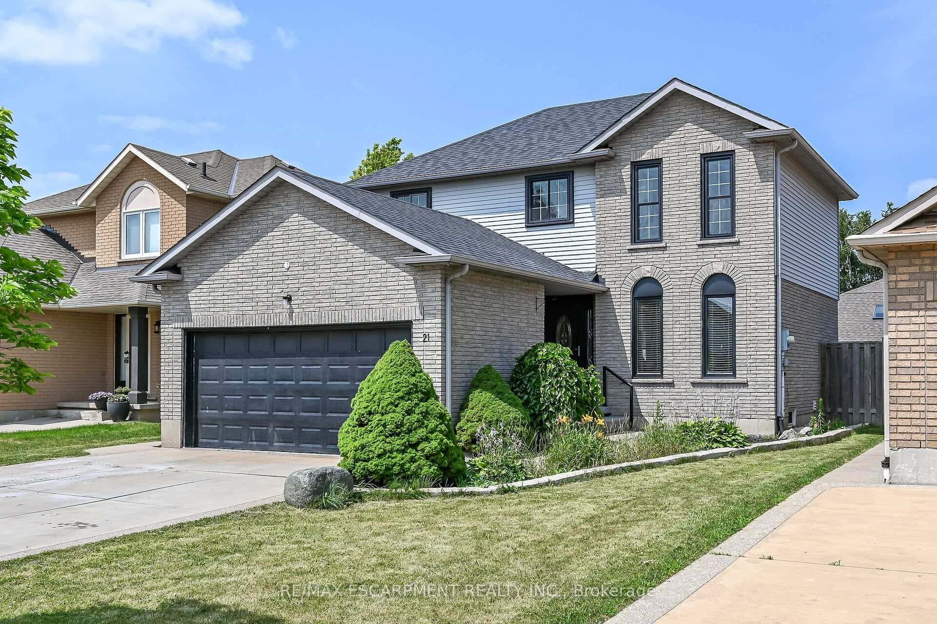 21 Springgarden Crescent photo 1