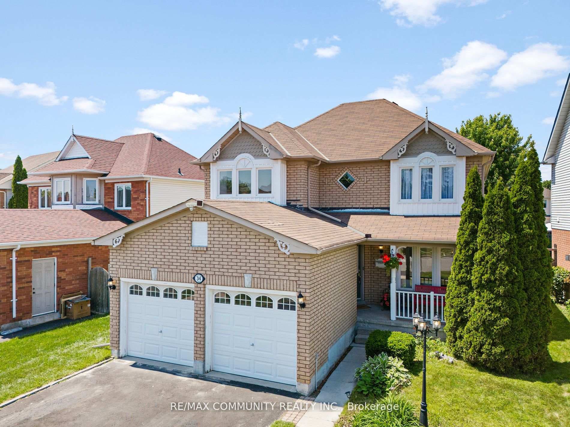 34 Avondale Drive photo 2