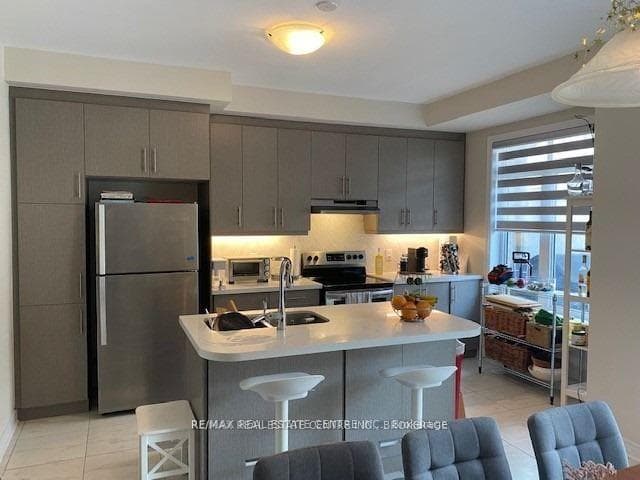 3296 Erasmum Street Unit 03 photo 4