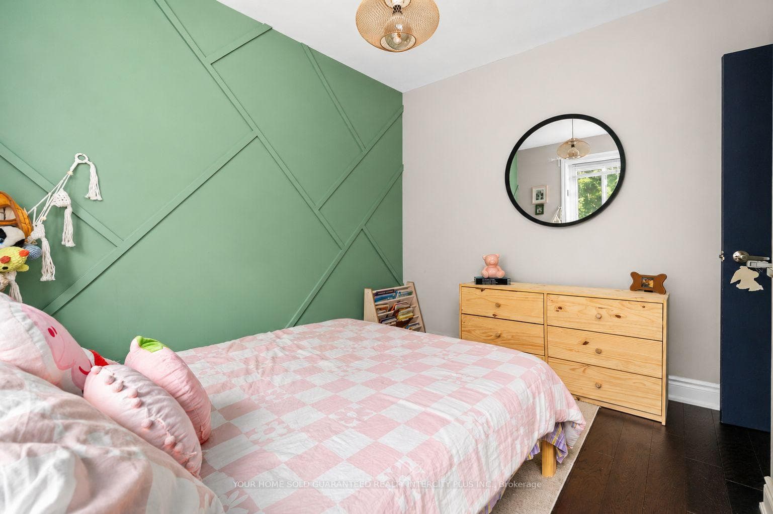30 Garside Crescent photo 16