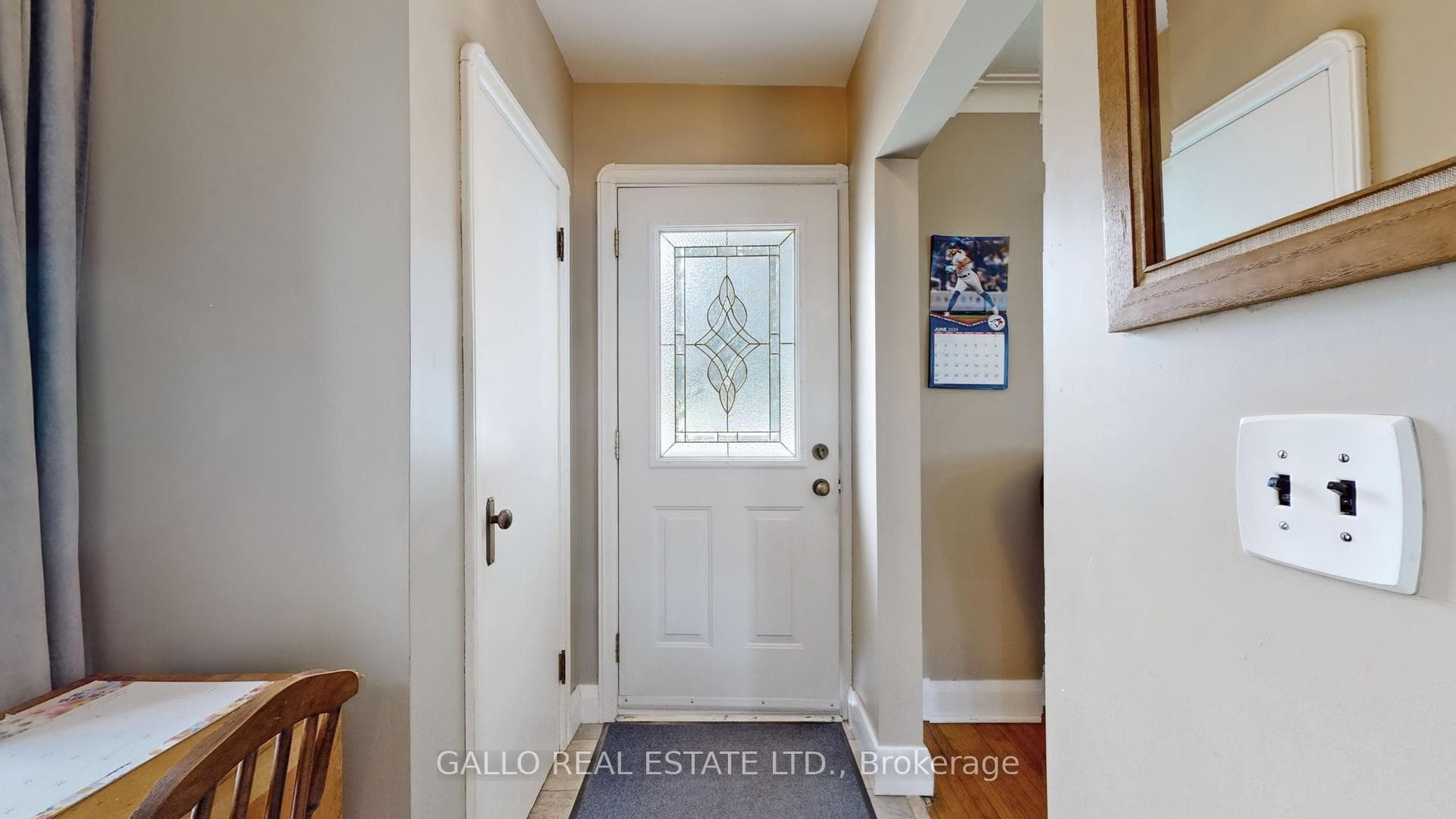 6495 Main Street photo 2