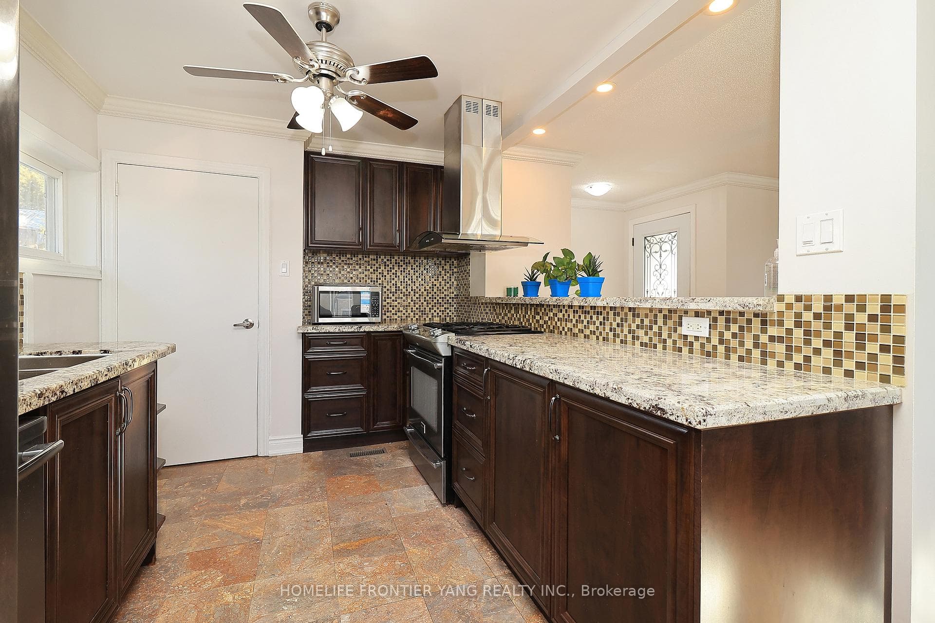 65 Lexfield Avenue photo 14