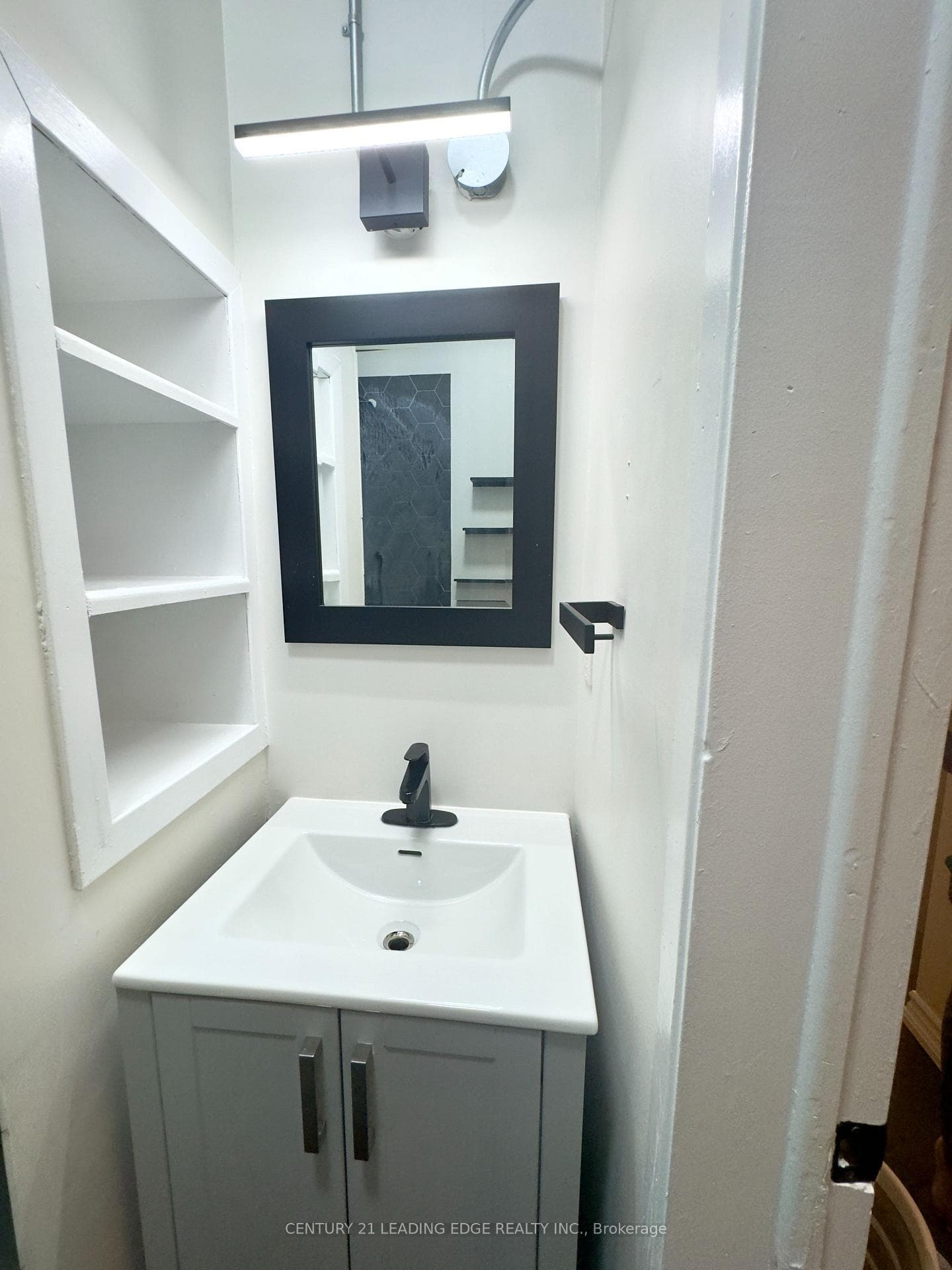 779 Barton Street Unit 3 photo 8