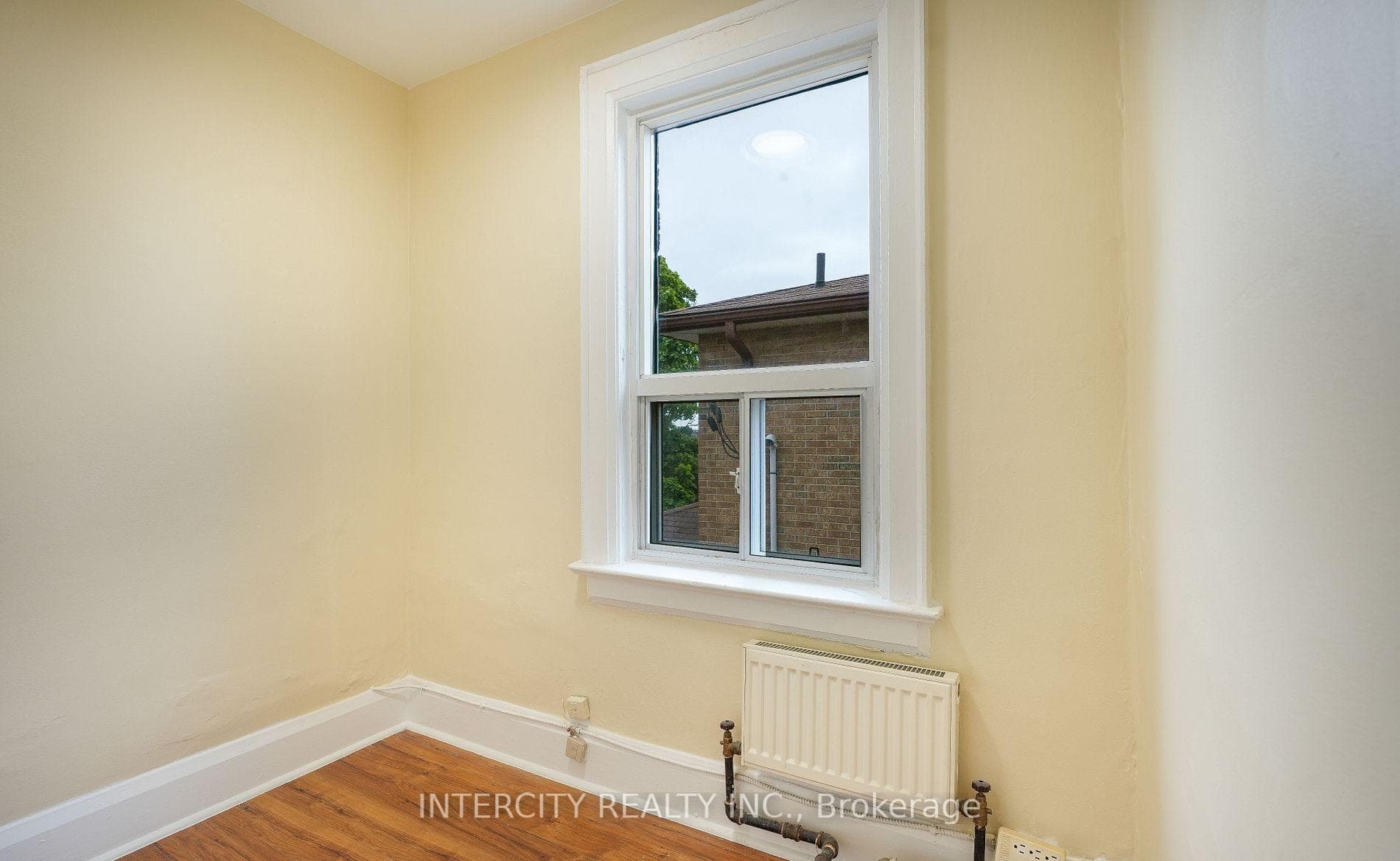 44 Branstone Road photo 9