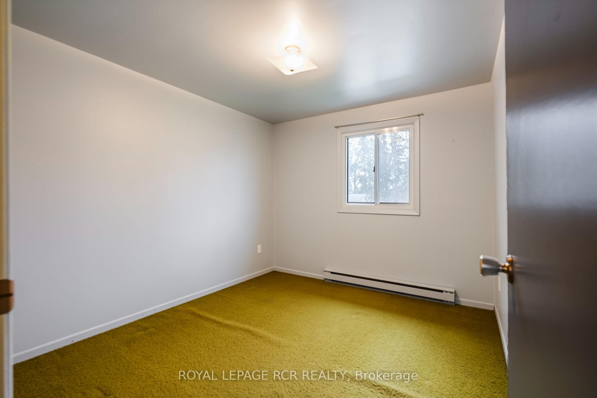 418 Pineview Gardens photo 24