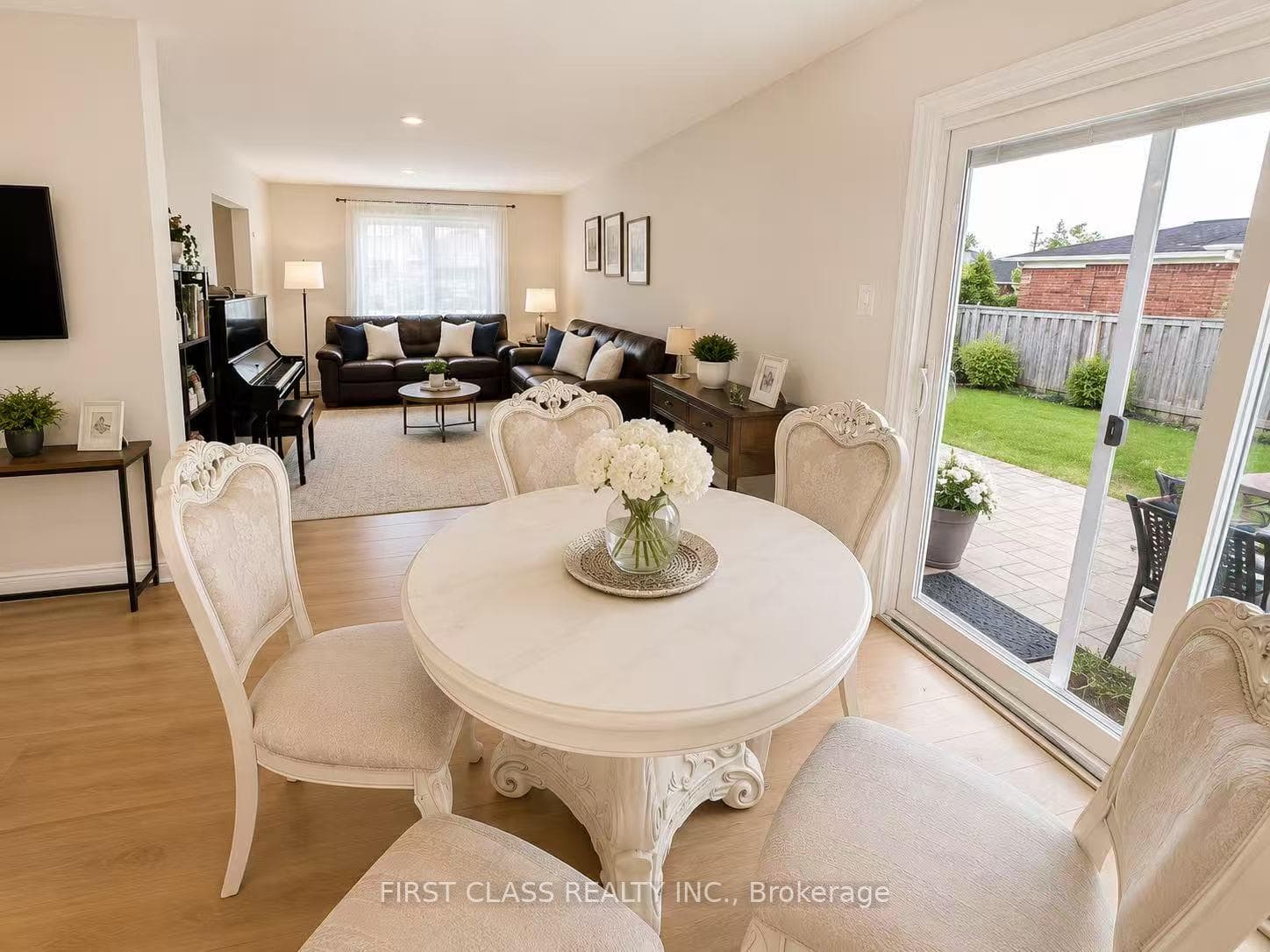 2360 Credit Valley Road photo 19