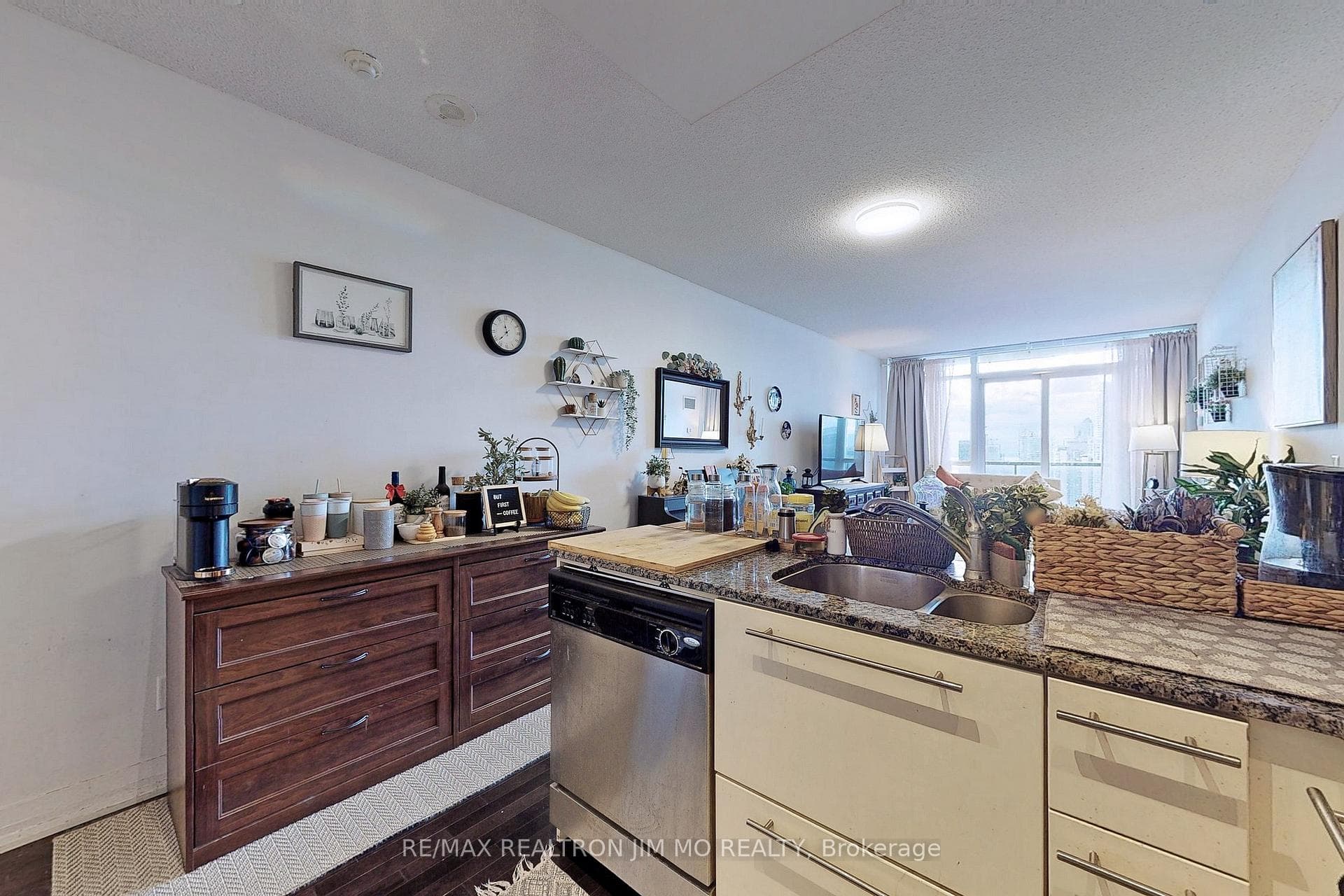 21 Carlton Street Unit 3809 photo 10