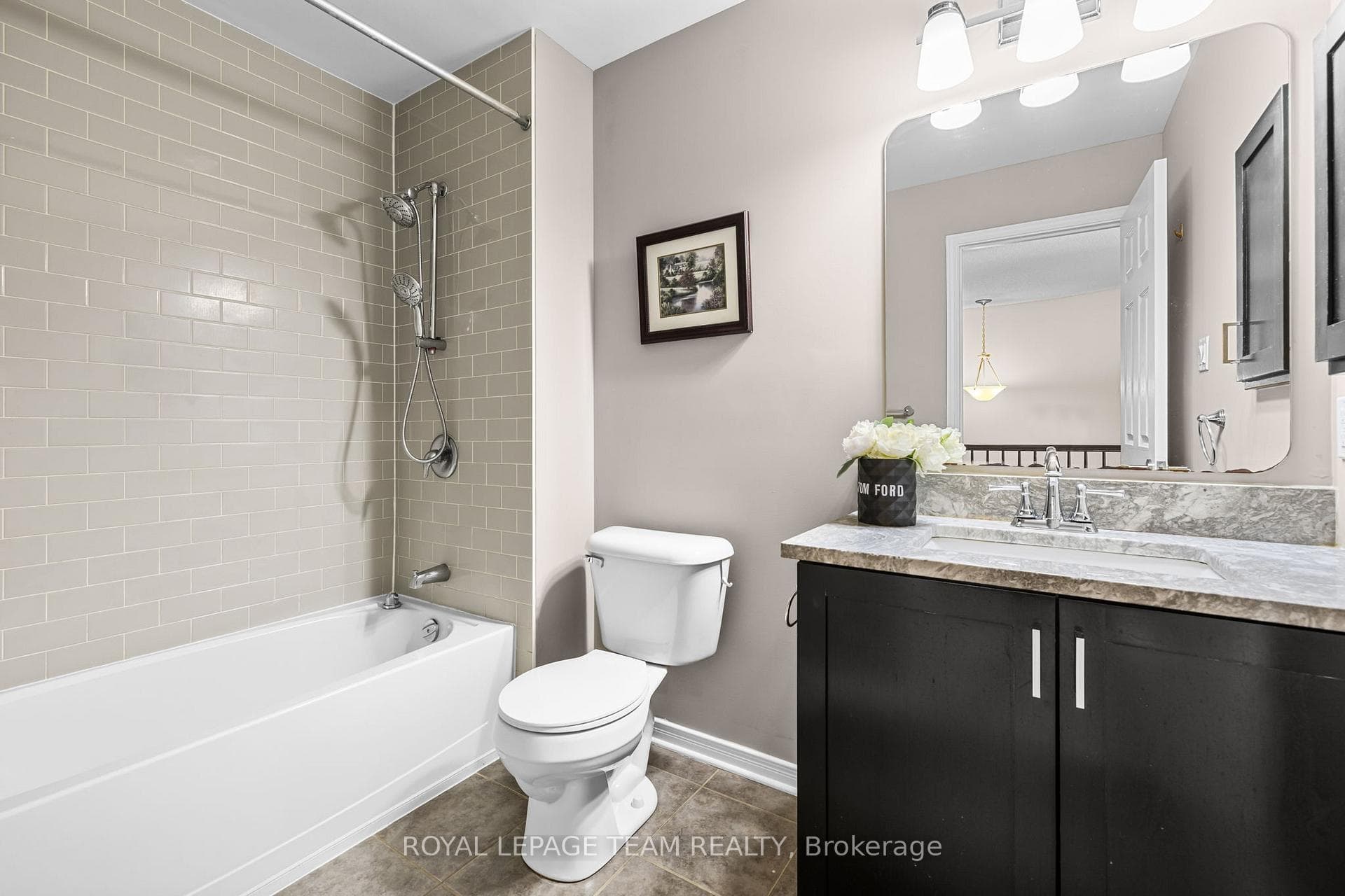 938 Torovin Private Avenue photo 22
