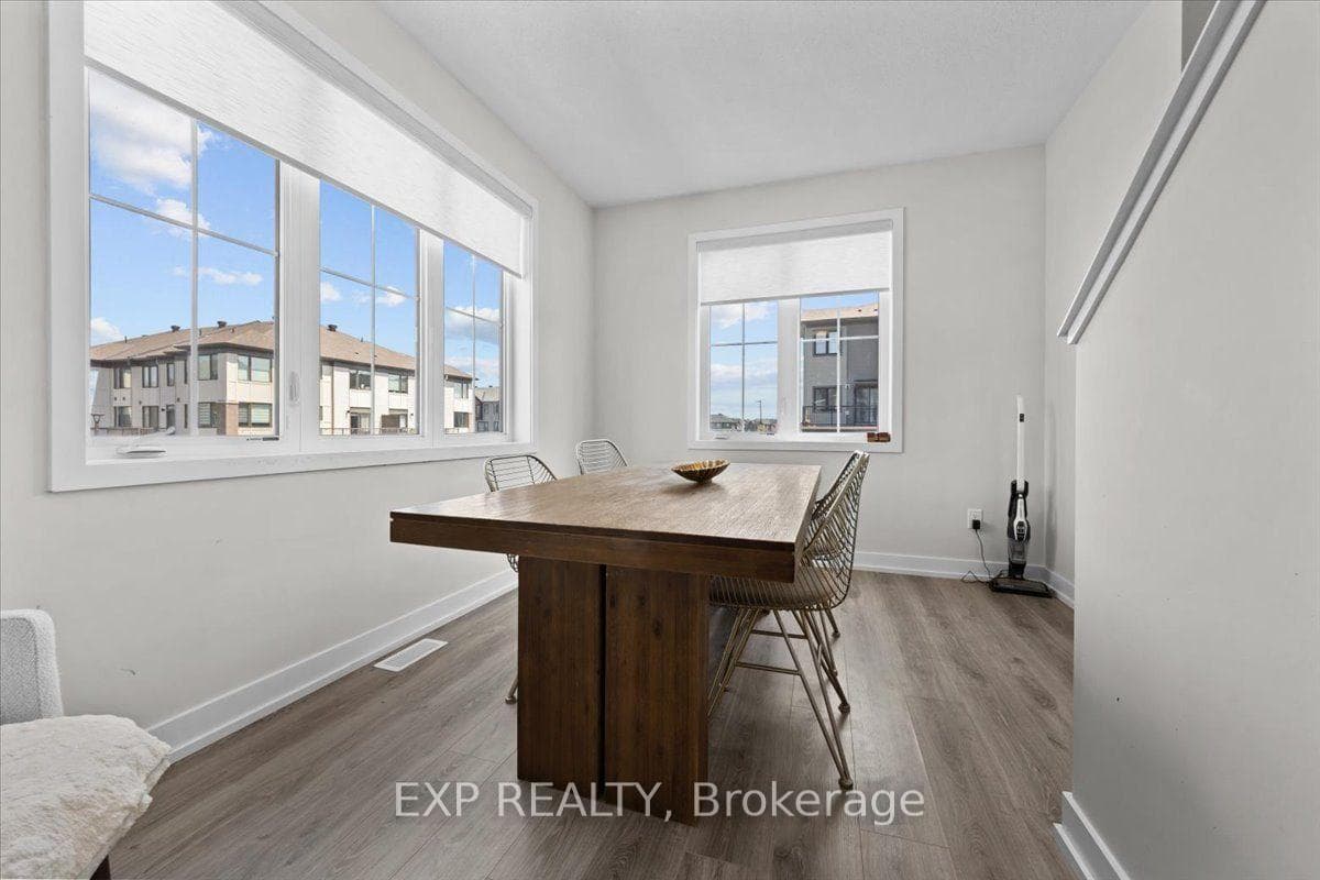 293 Anyolite Private photo 20