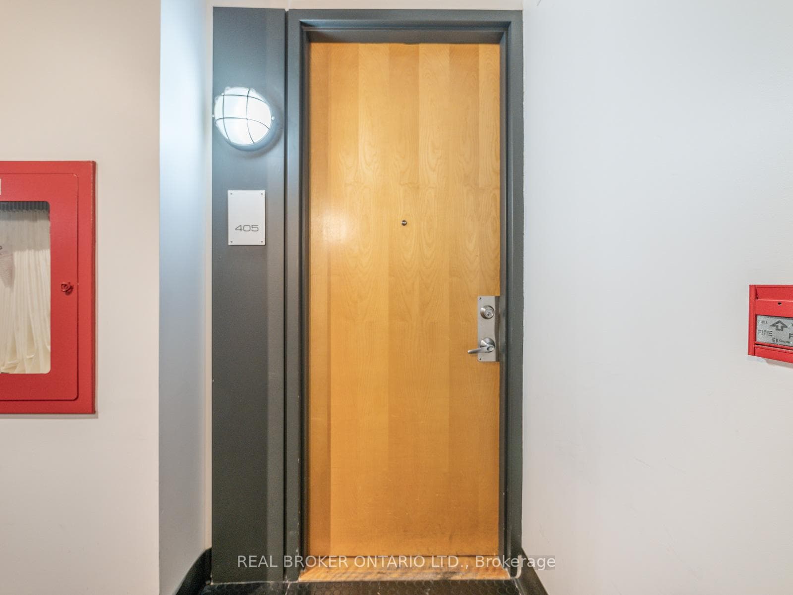 160 Baldwin Street Unit 405 photo 23
