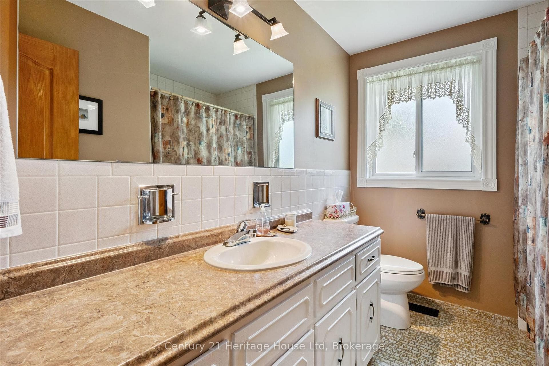 44 Inverness Drive photo 19