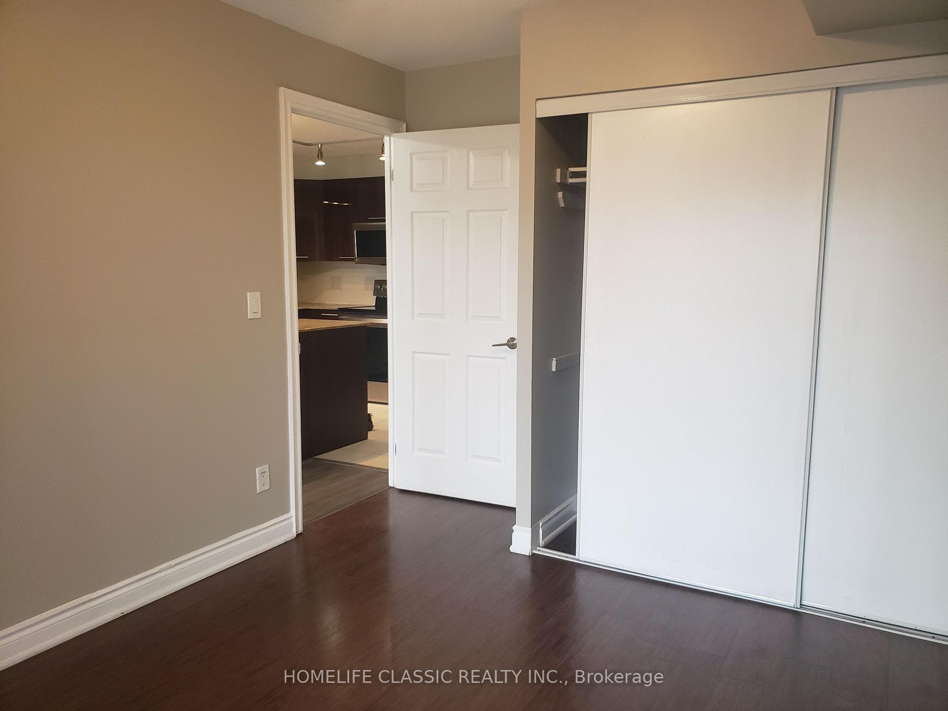 39 Galleria Parkway Unit 619 photo 11