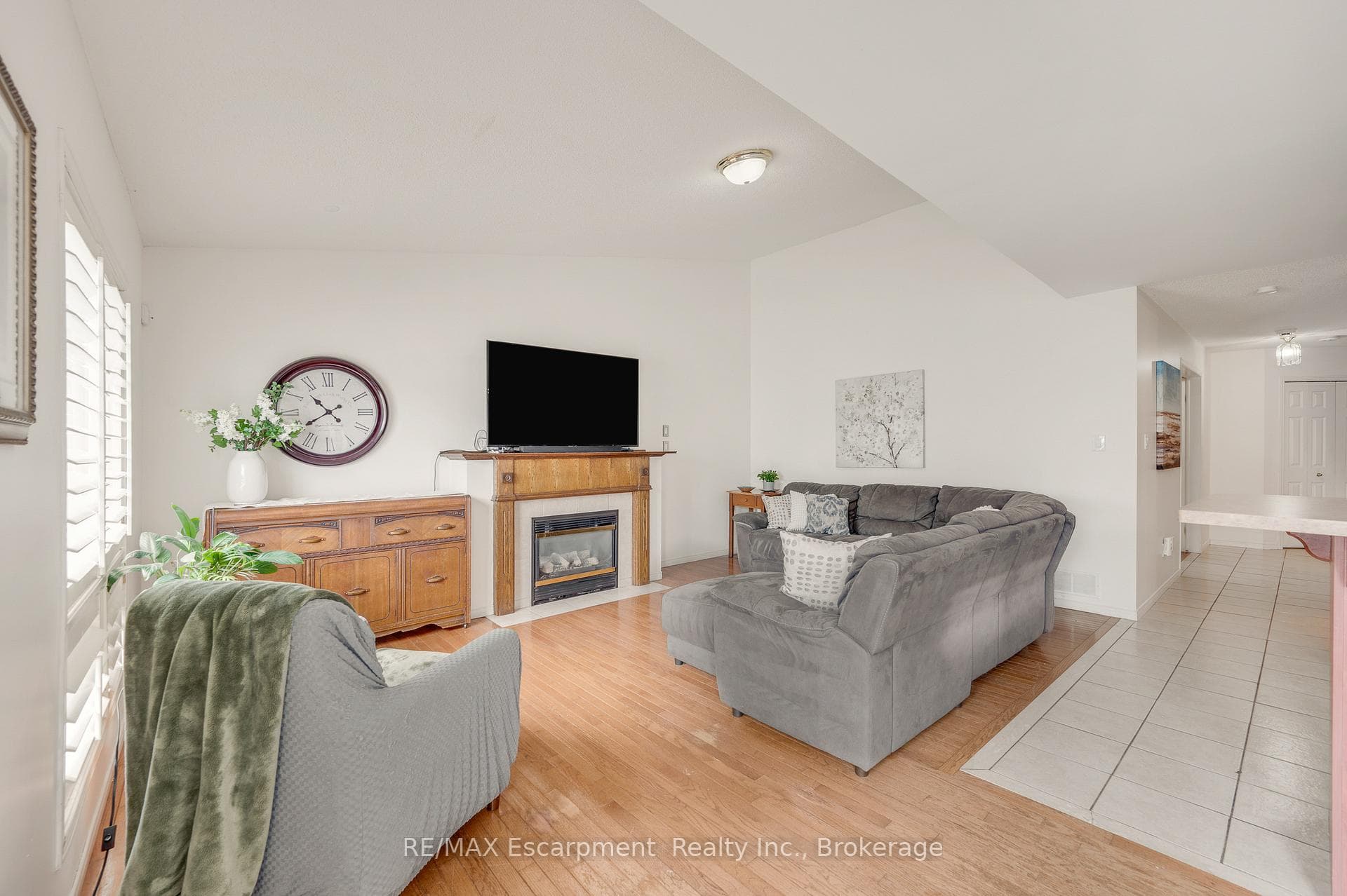 409 Jacqueline Boulevard photo 16