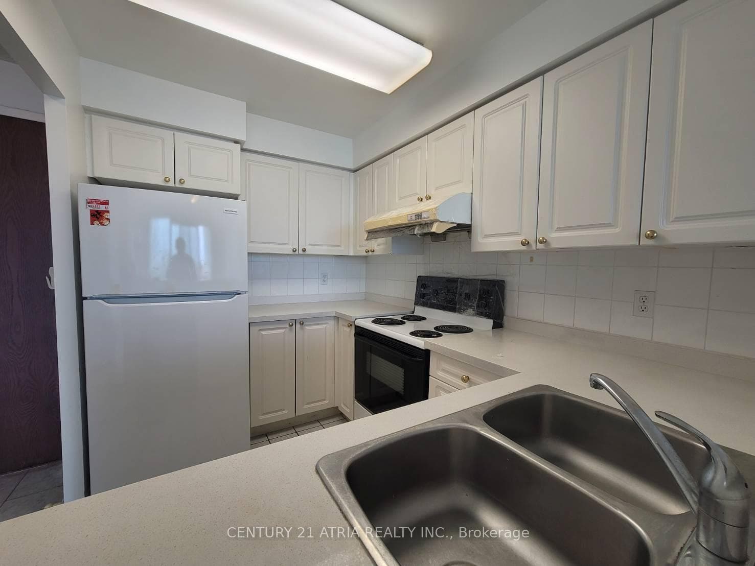 8 Pemberton Avenue Unit PH00 photo 11