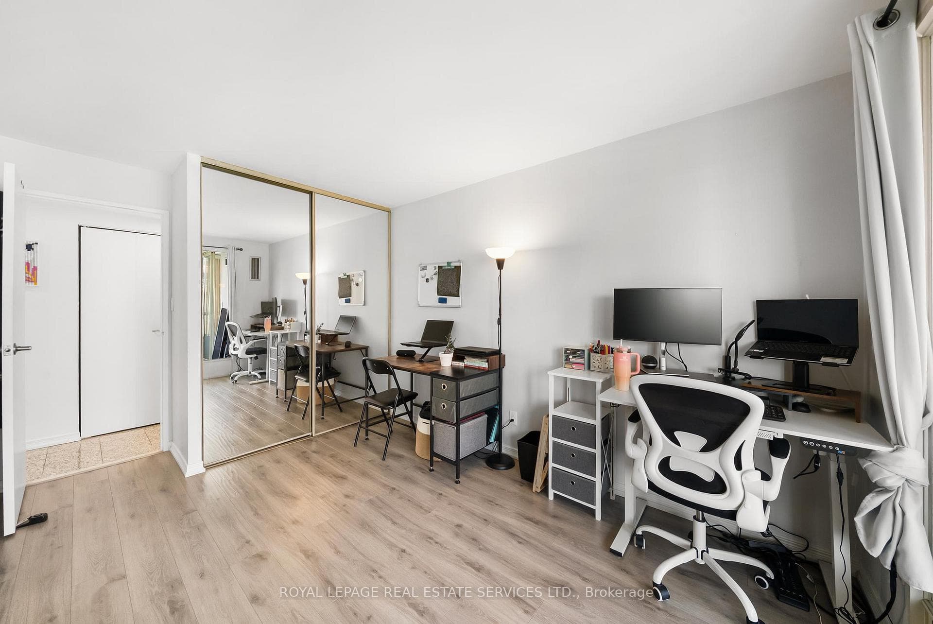 5785 Yonge Street Unit 601 photo 14