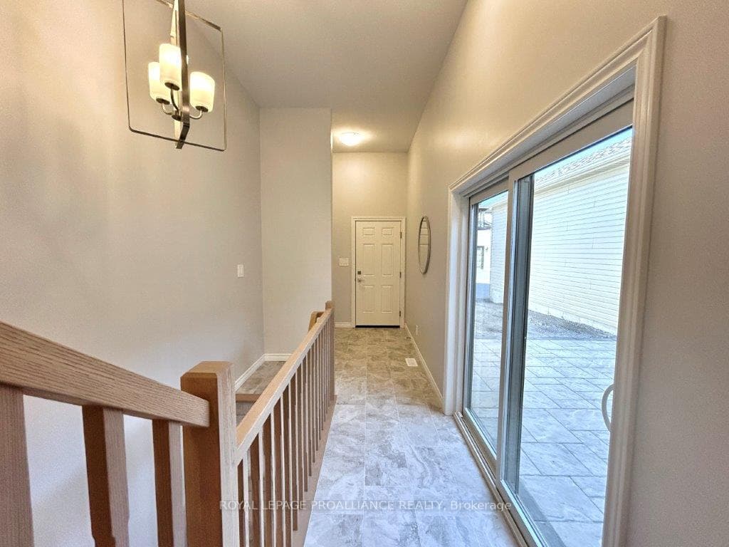41 Athabaska Drive photo 18
