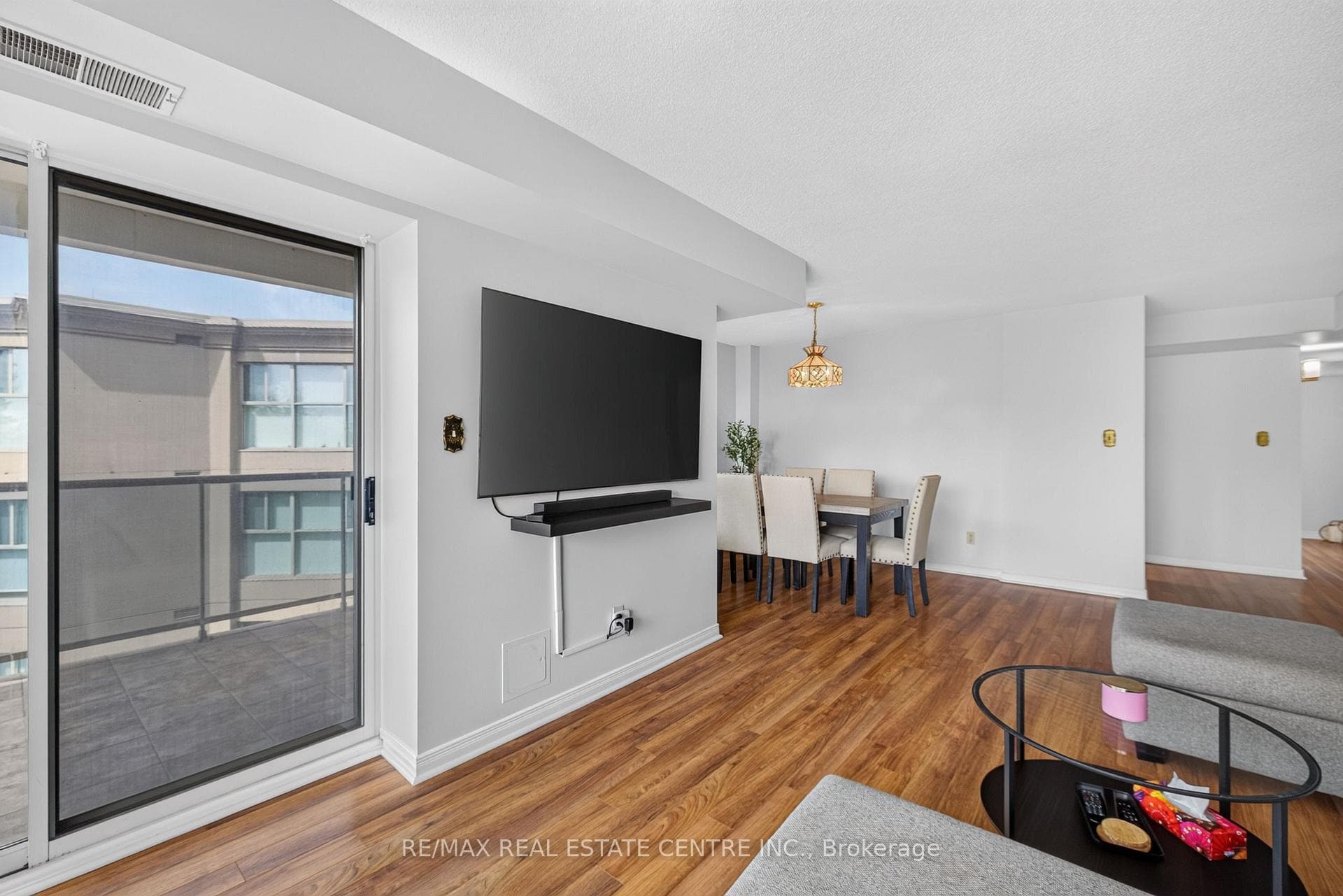 281 Bristol Street Unit 602 photo 8