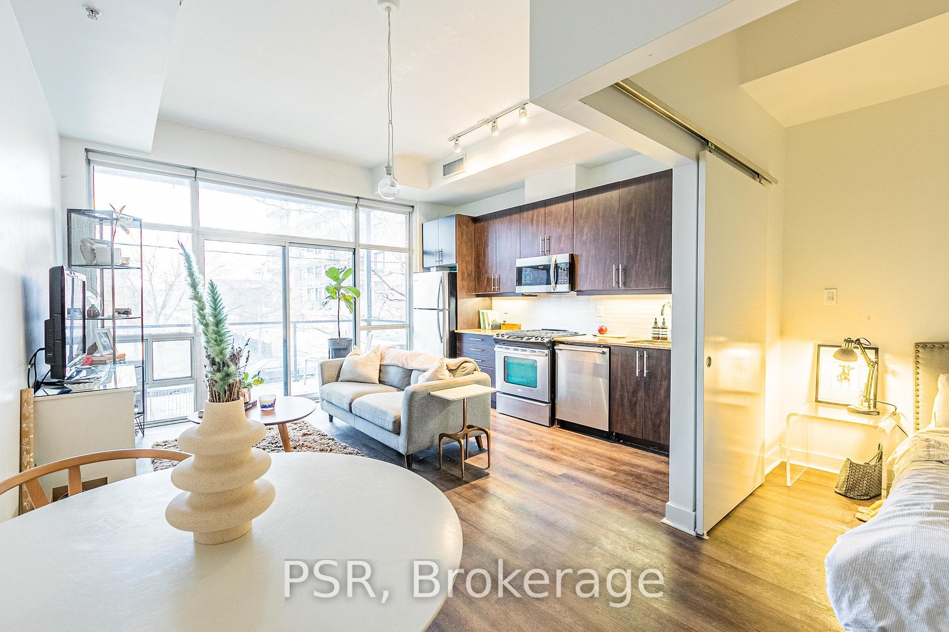 53 Colgate Avenue Unit 203 photo 2