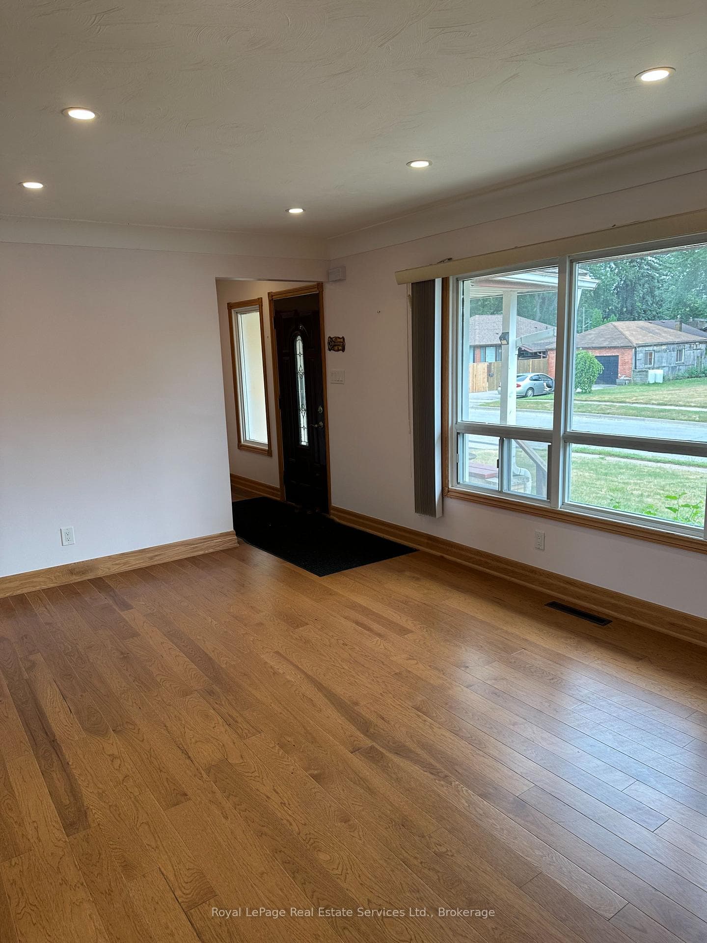 5971 Scott Street photo 9