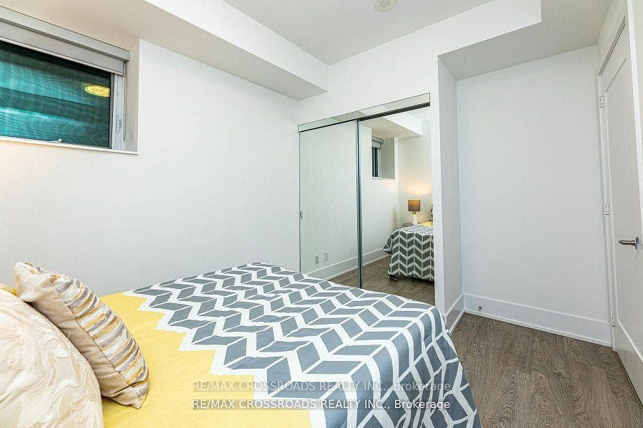 55 Merchants' Wharf Way Unit 531 photo 9