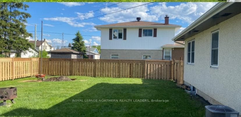 510 Balsam Street photo 44