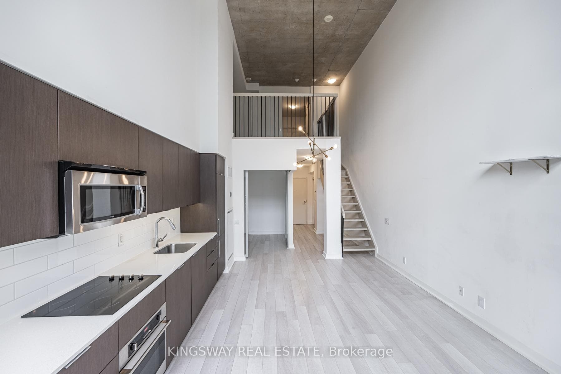5 Hanna Avenue Unit 332 photo 5
