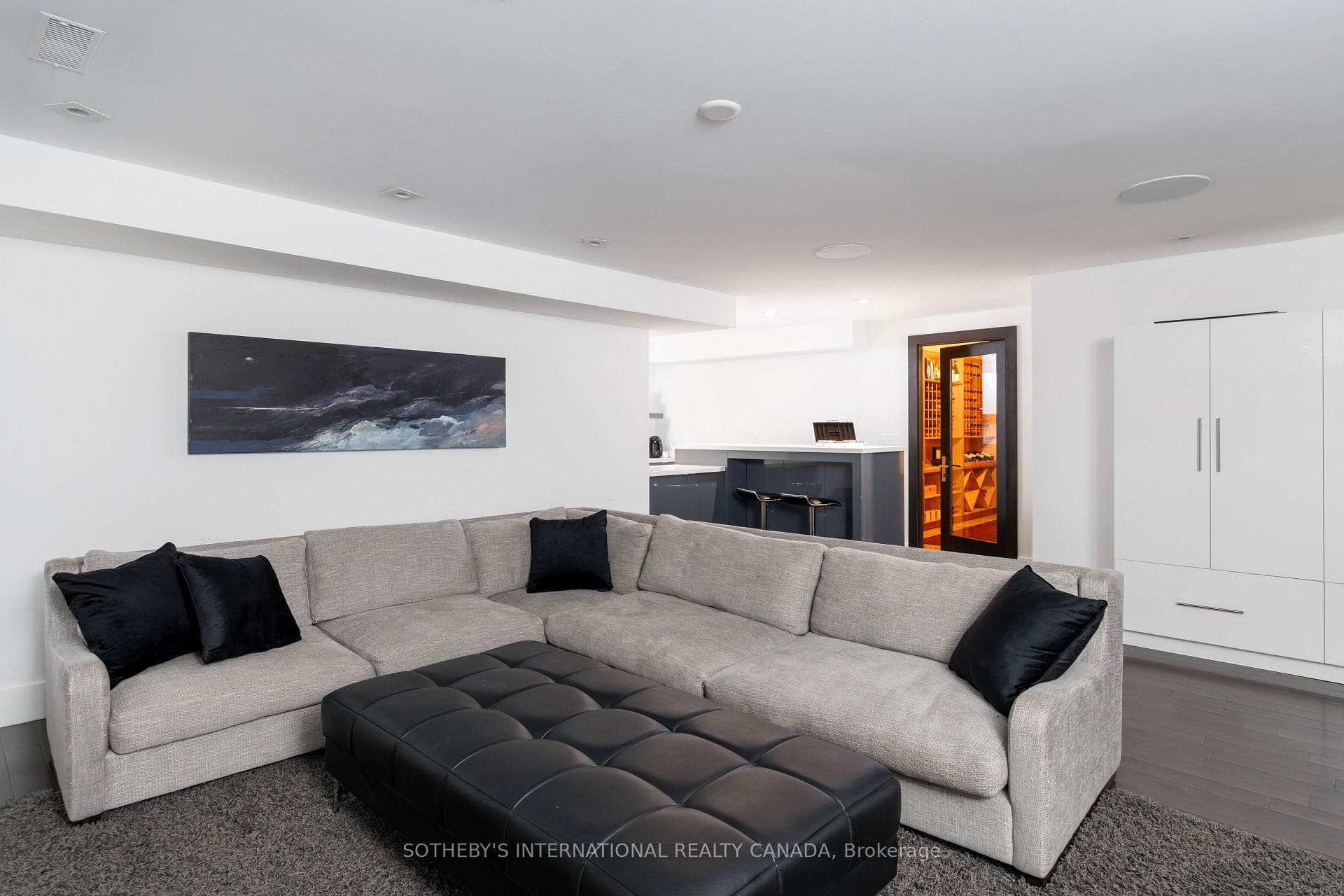 5 Hartfield Road photo 41