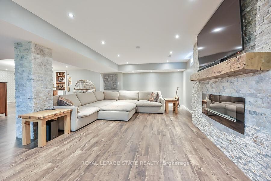 183 Diiorio Circle photo 33