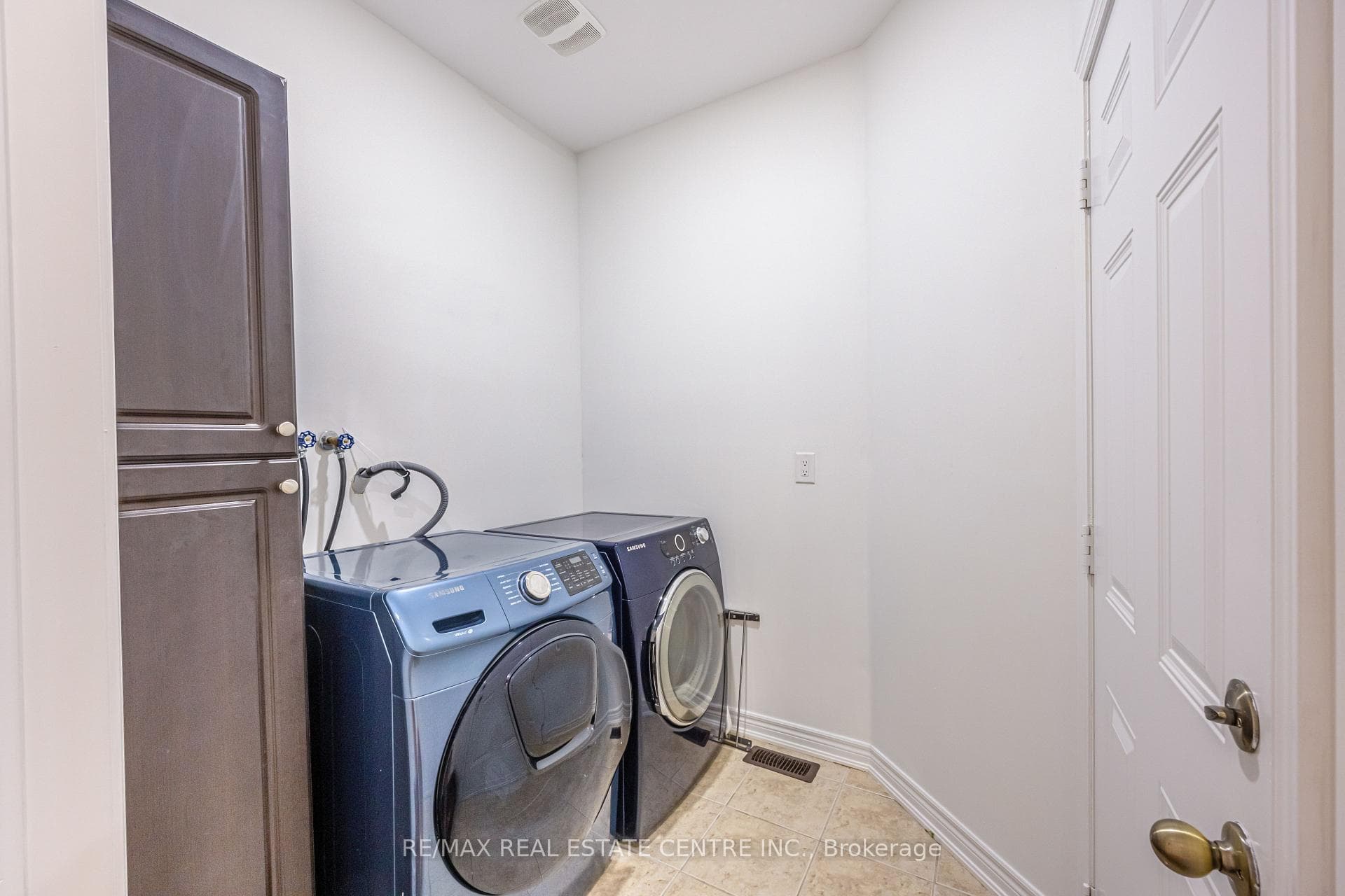 580 Duncan Lane photo 12