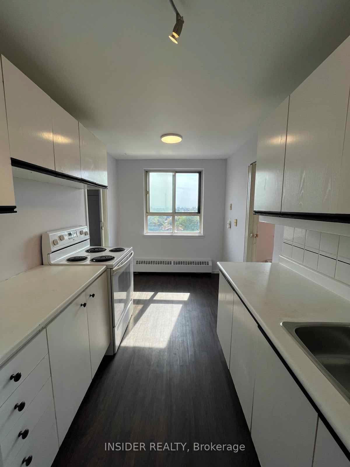 1101 Pharmacy Avenue Unit 803 photo 7
