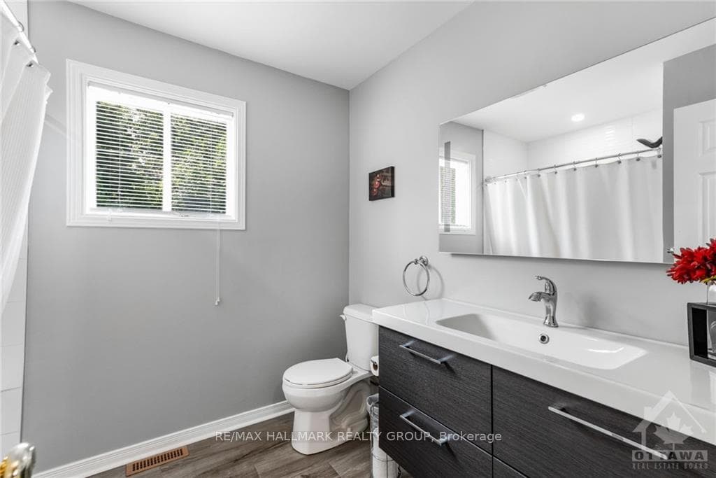 3165 LEMAY Circle photo 23