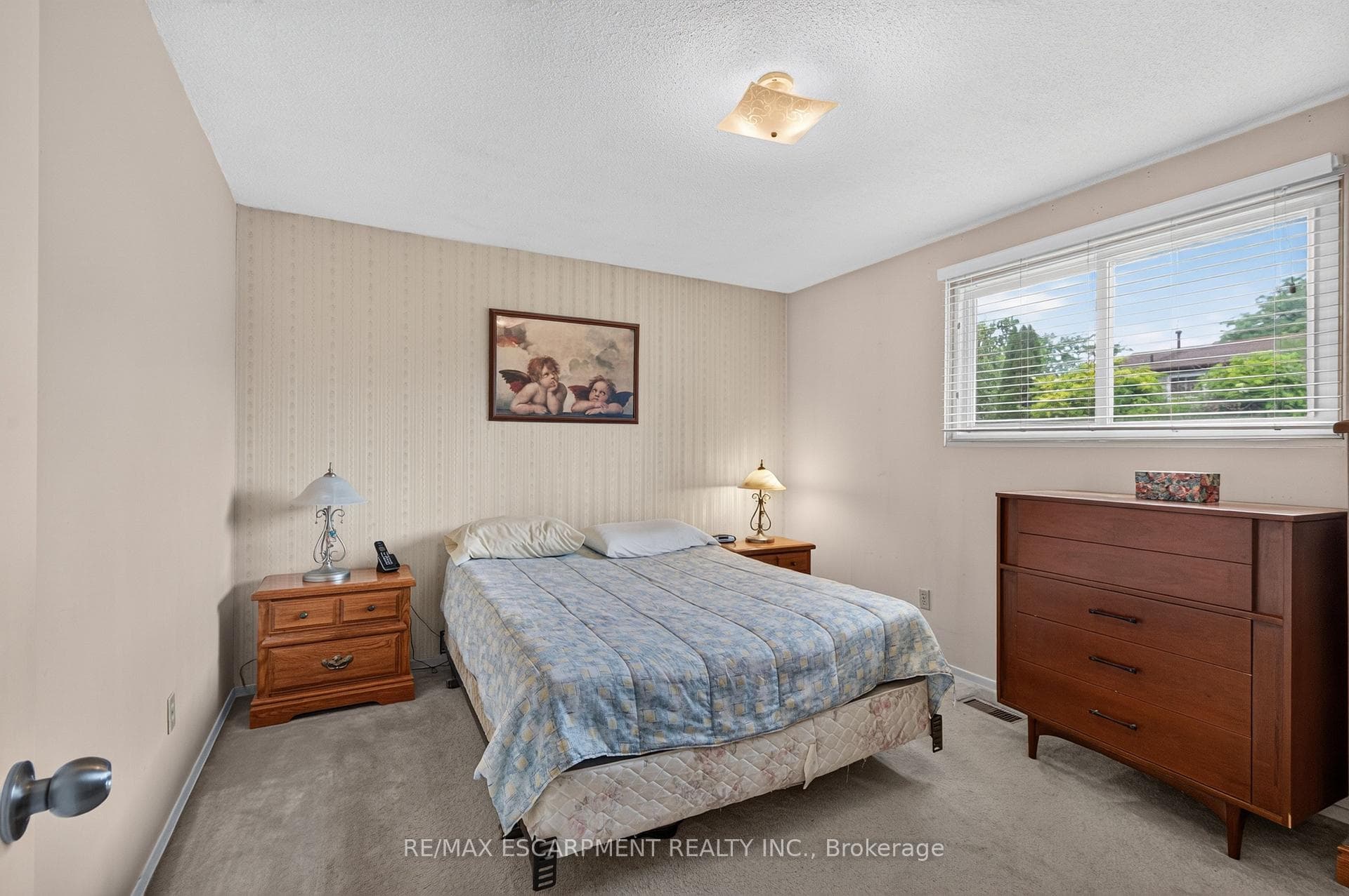 28 Boston Crescent photo 15