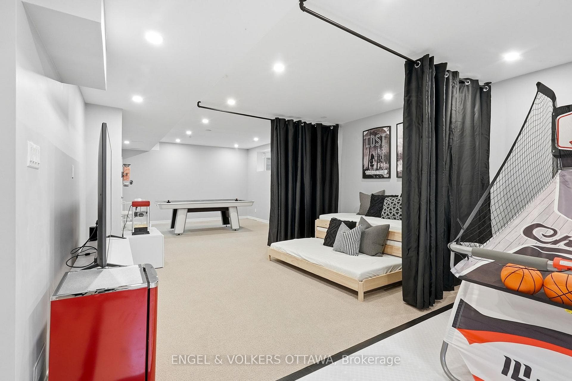 517 Golden Sedge Way photo 38