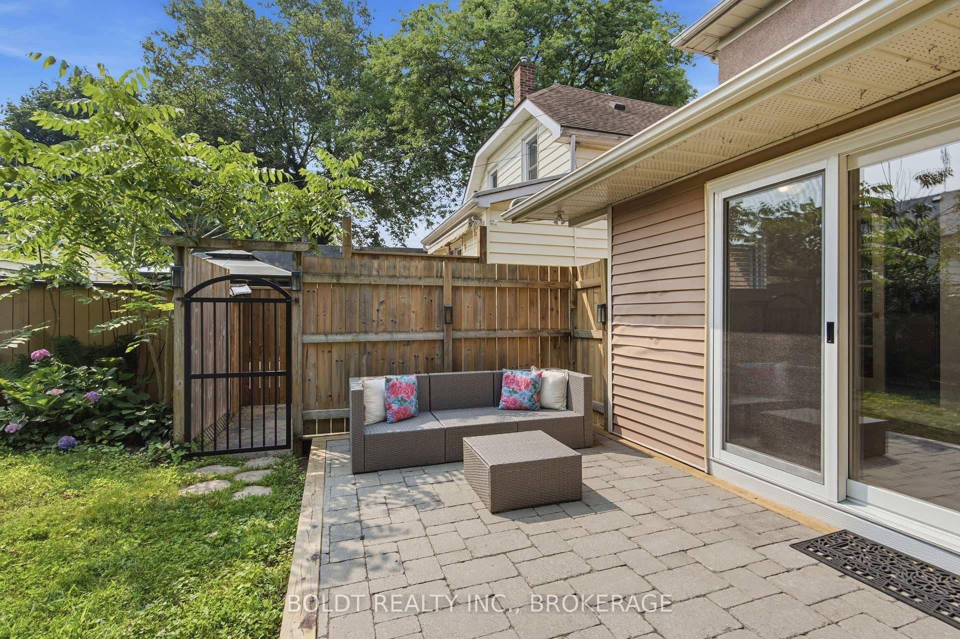 42 Thomas Street photo 33