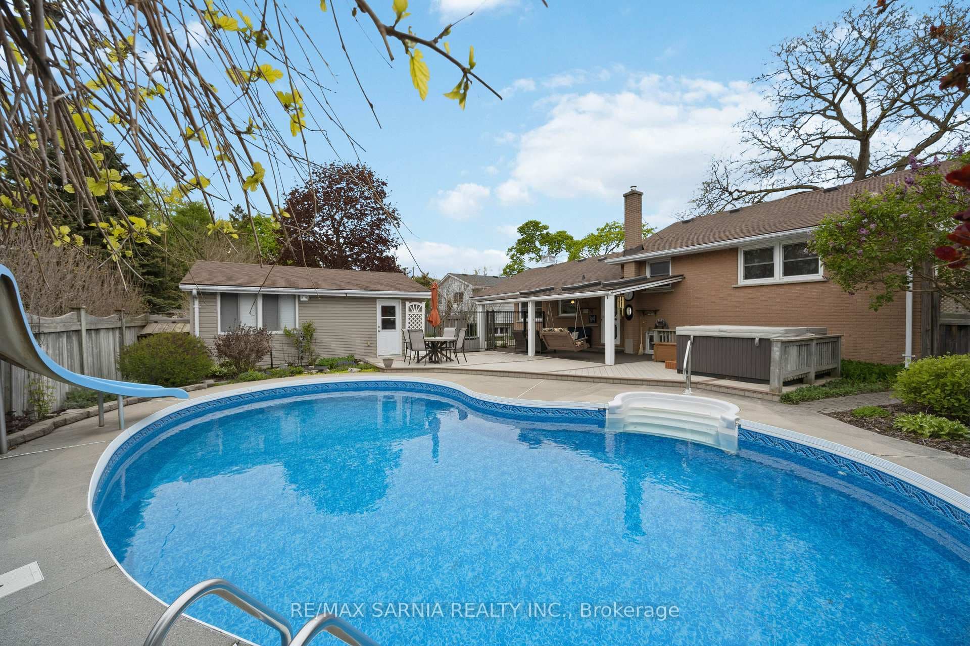 1088 Guthrie Drive photo 7