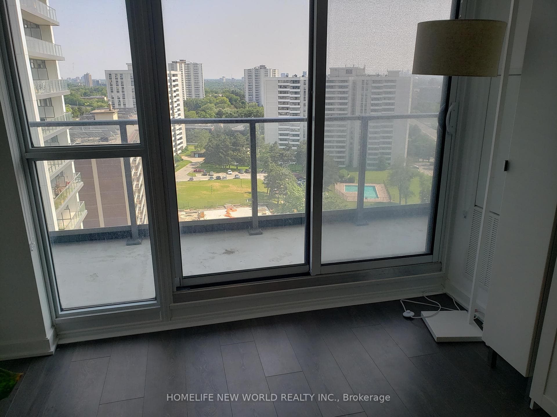 38 Forest Manor Road Unit 1305 photo 6