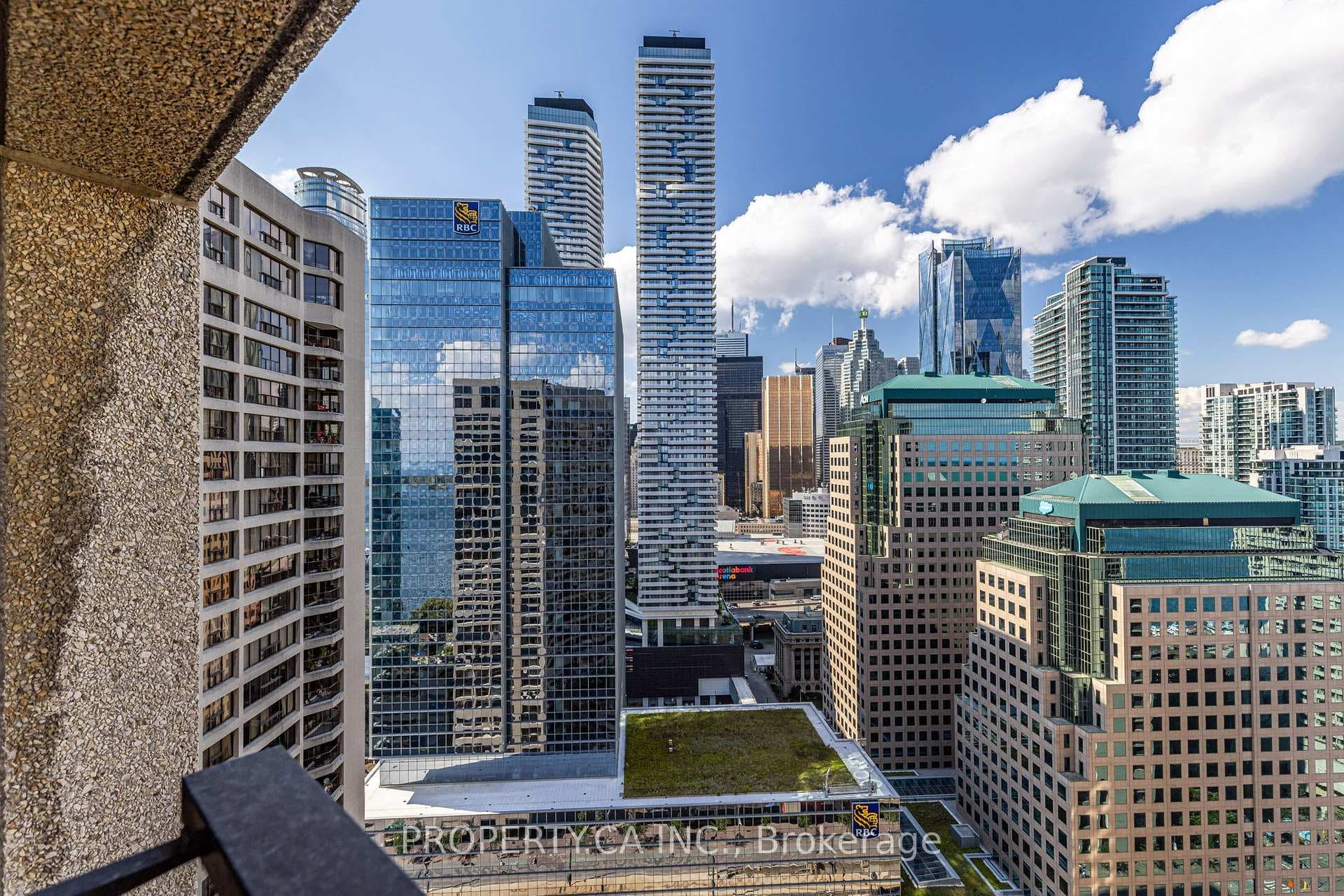 65 Harbour Square Unit 3209 photo 16