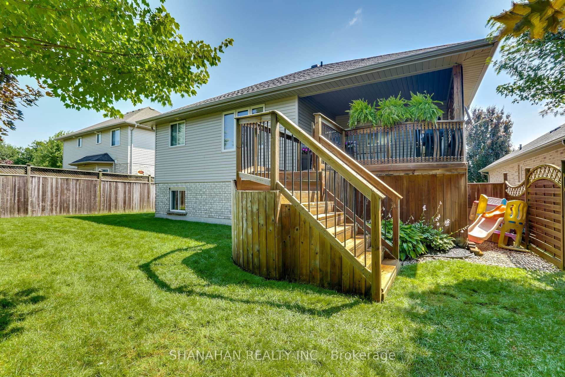 130 Deborah Drive photo 34