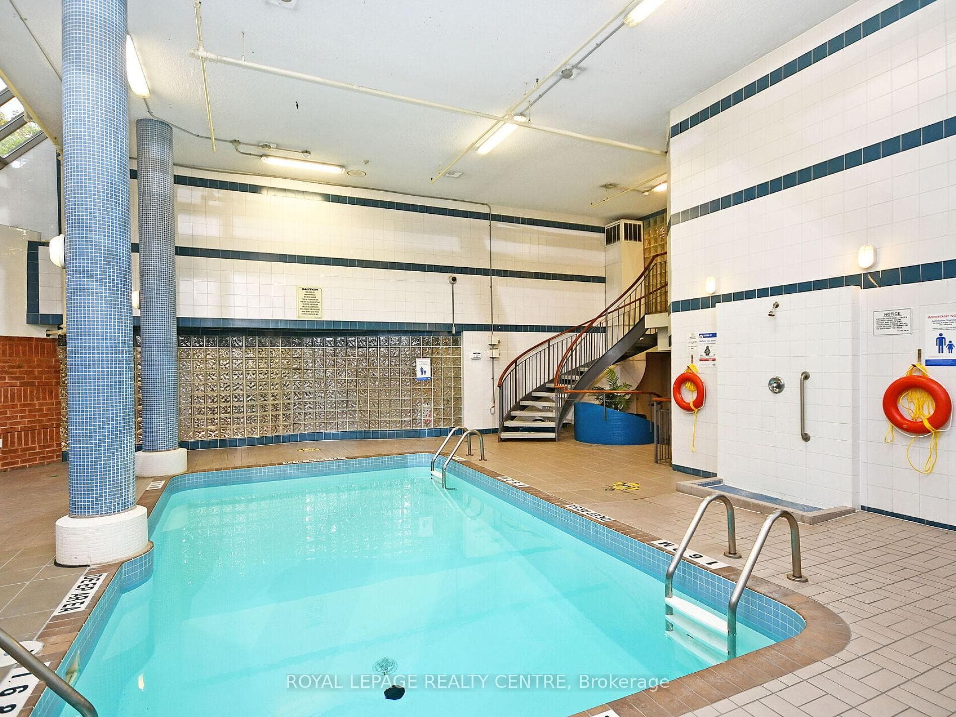 25 Fairview Road Unit 807 photo 6