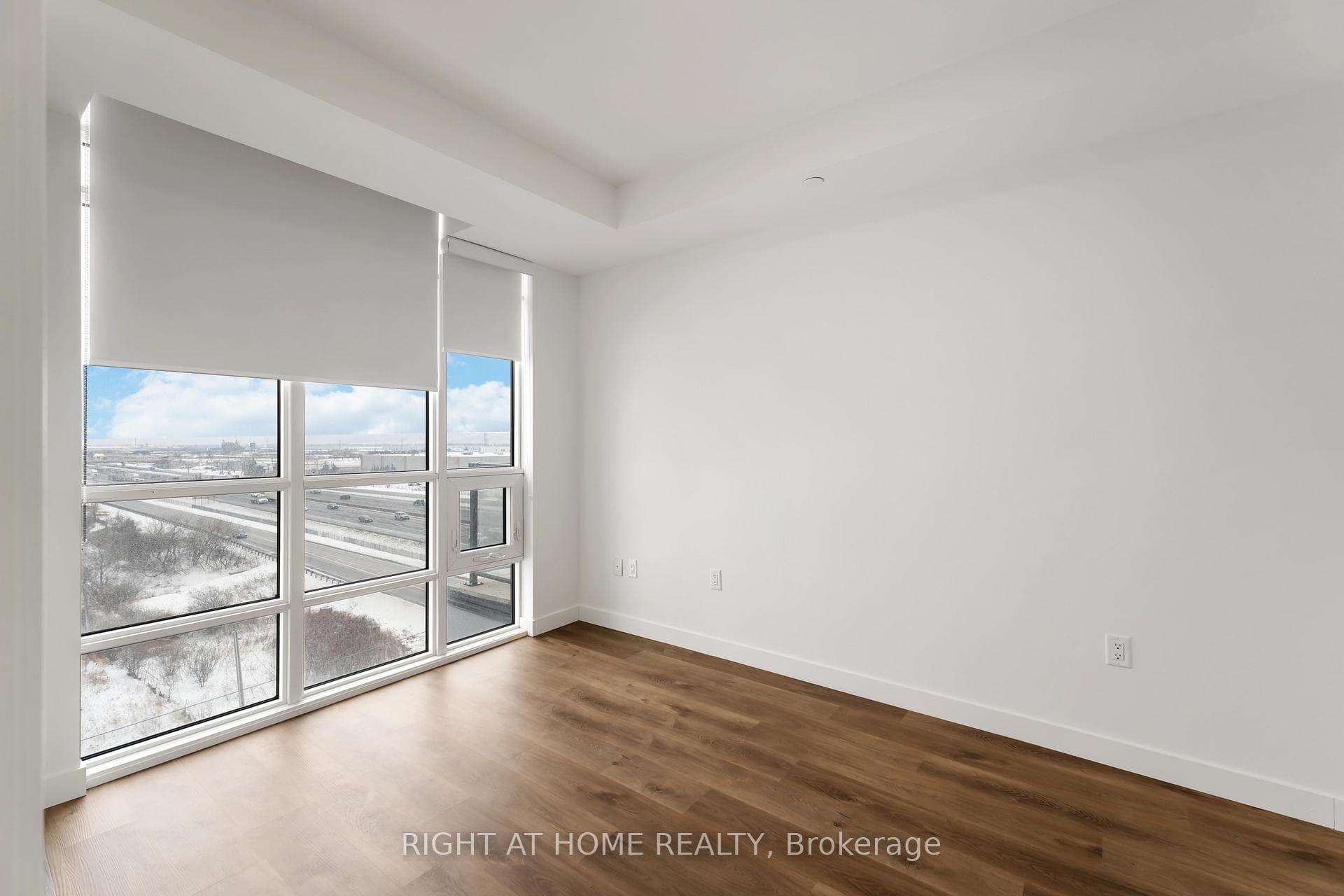 461 Green Road Unit 717 photo 13