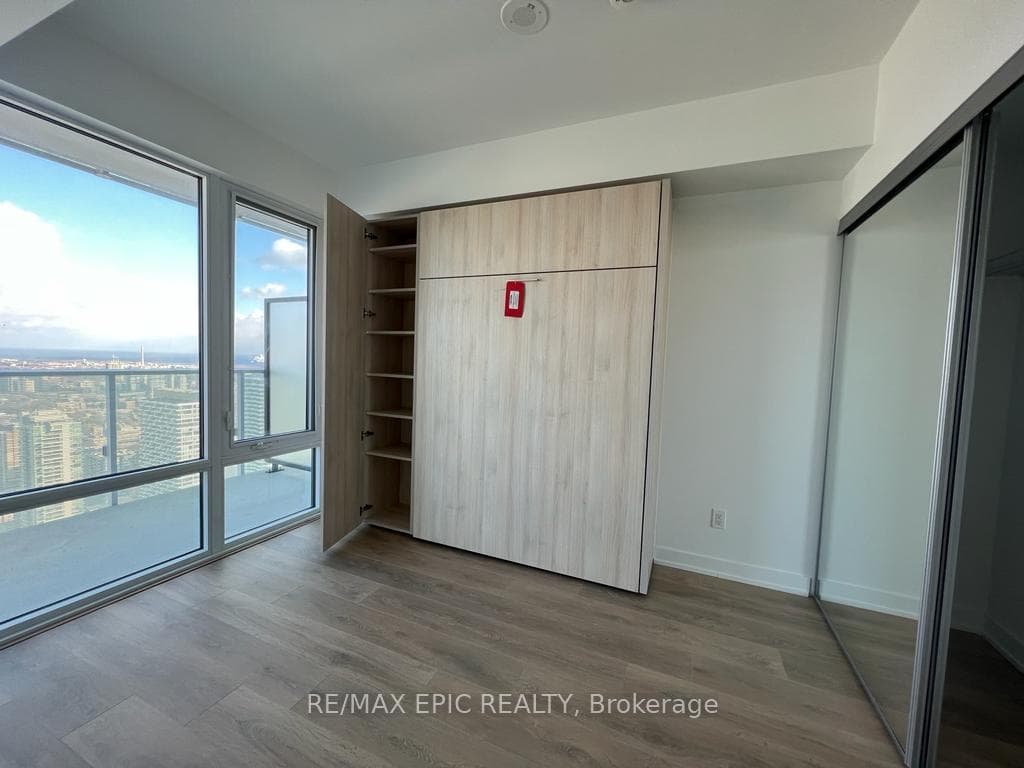501 Yonge Street Unit 4807 photo 10
