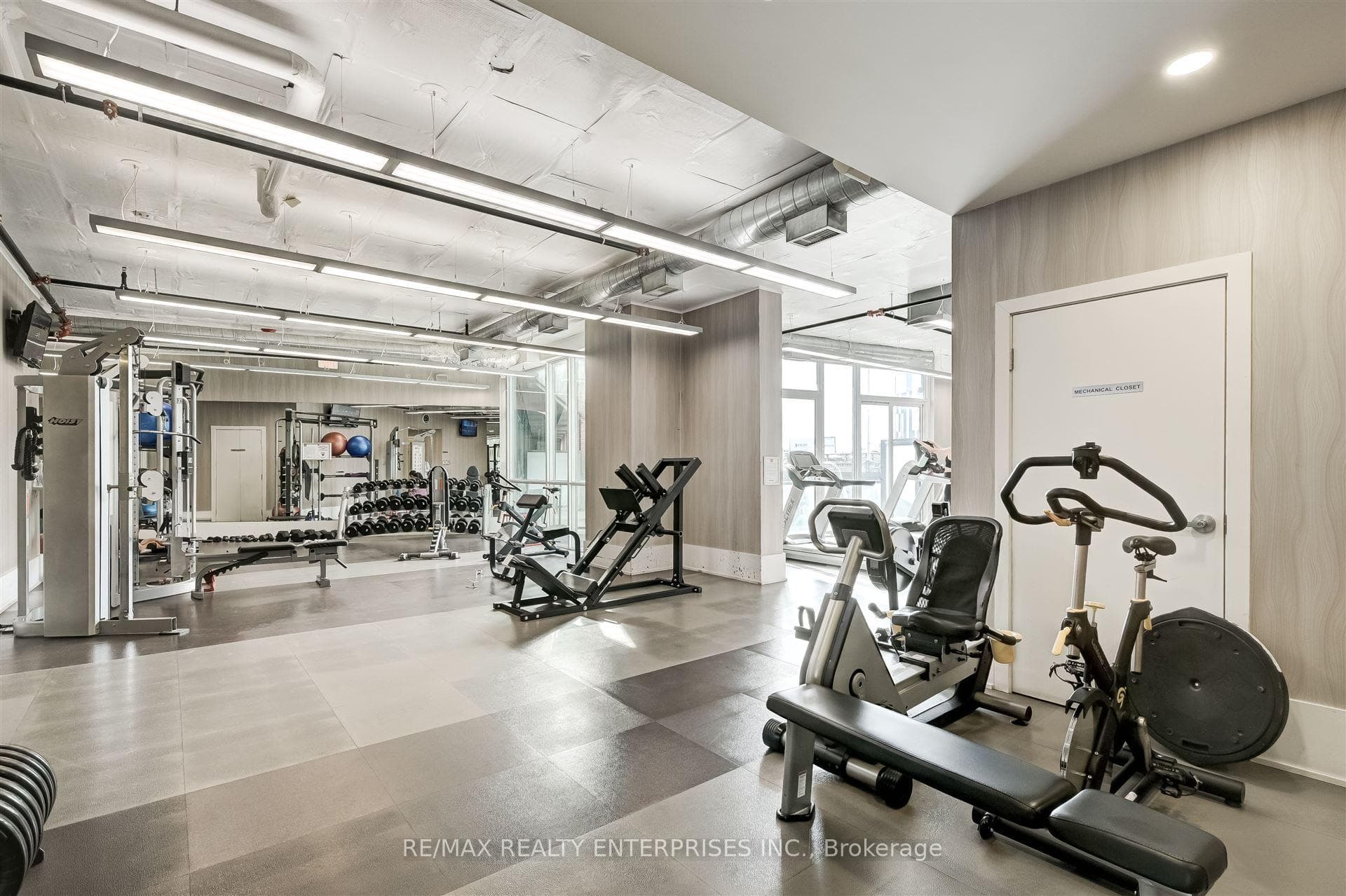 20 Bruyeres Mews Unit 2605 photo 36