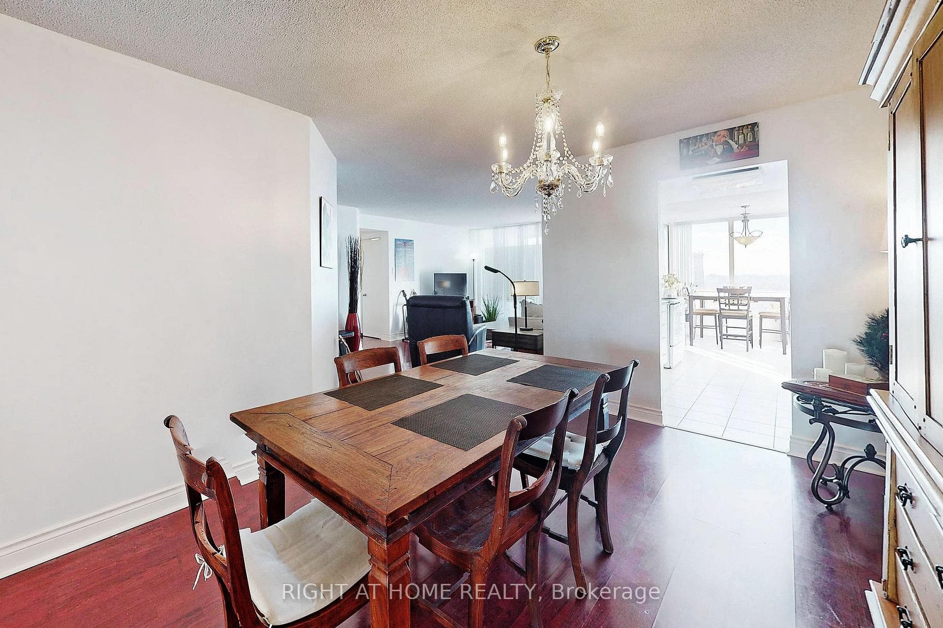 1300 Islington Avenue Unit 2404 photo 23
