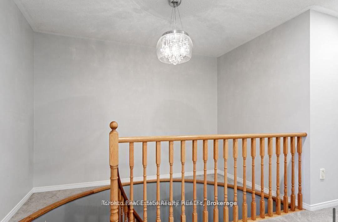 18 Preston Avenue photo 10
