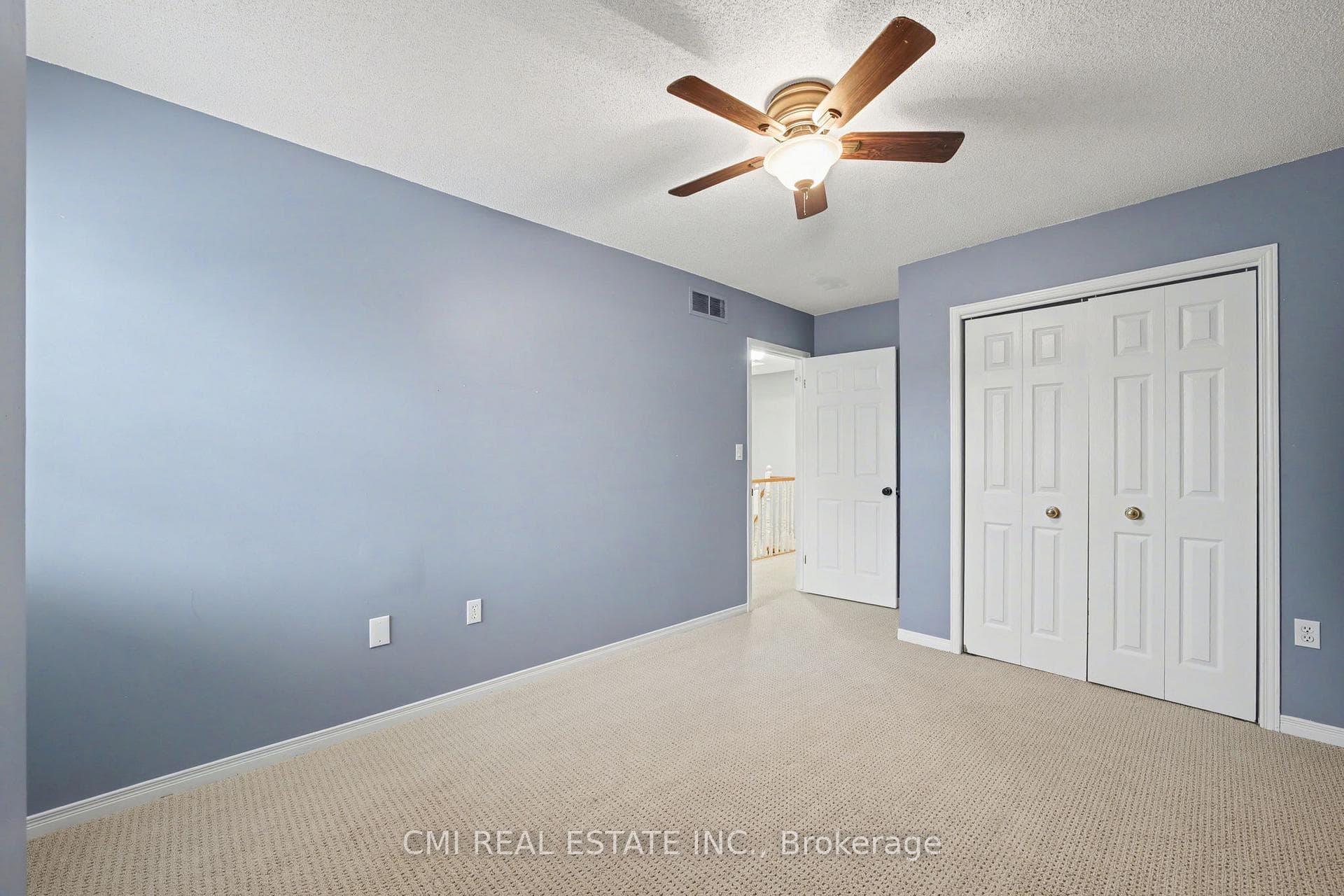 5070 DRUMMOND Road Unit 3 photo 24