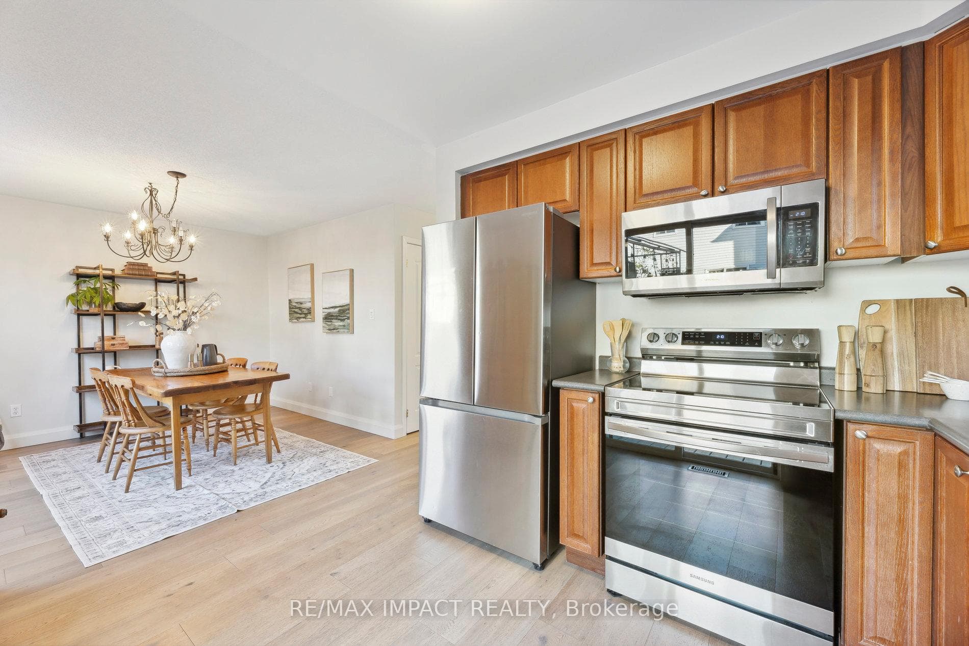 10 Caldwell Crescent photo 15