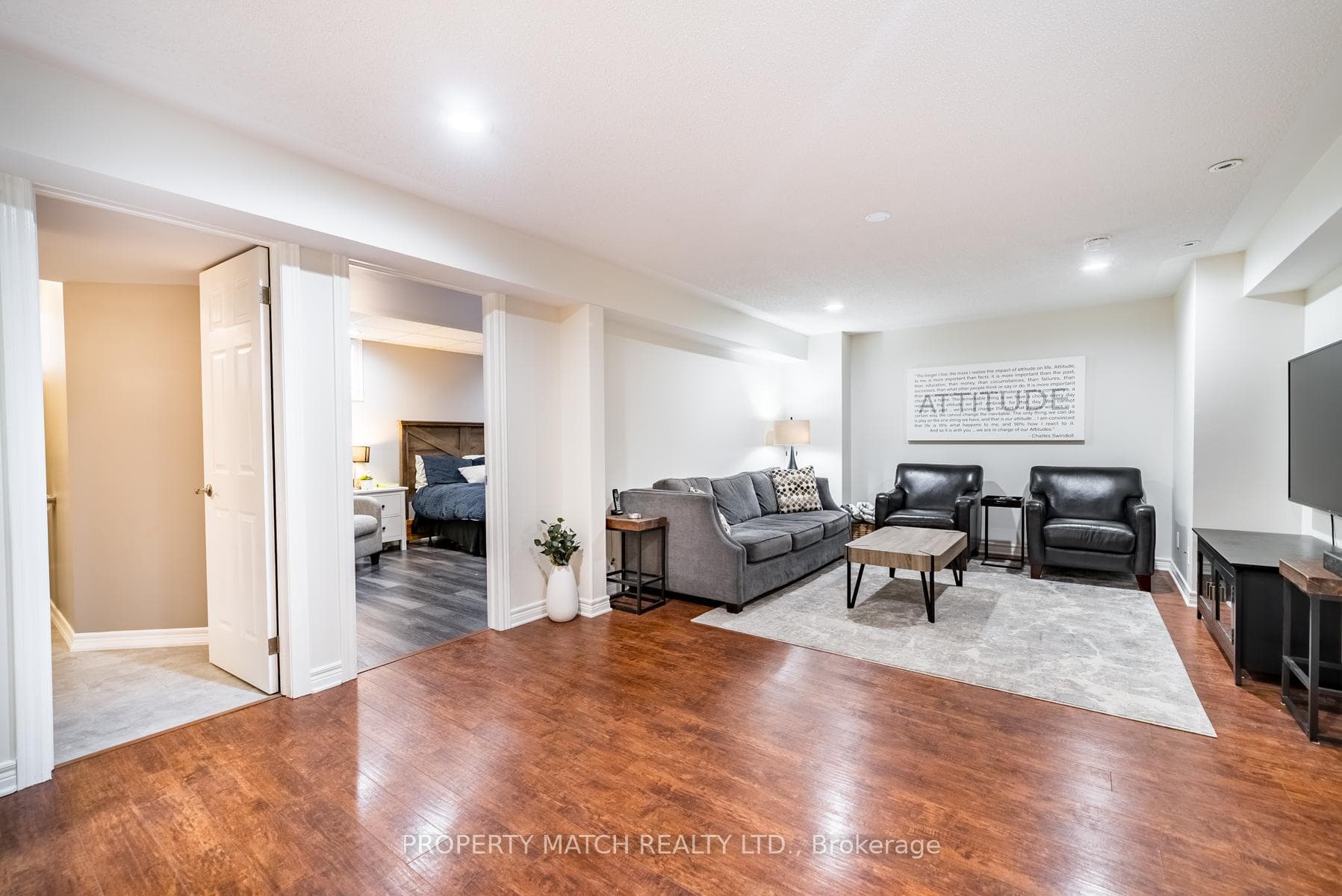 1035 Interlake Drive photo 32