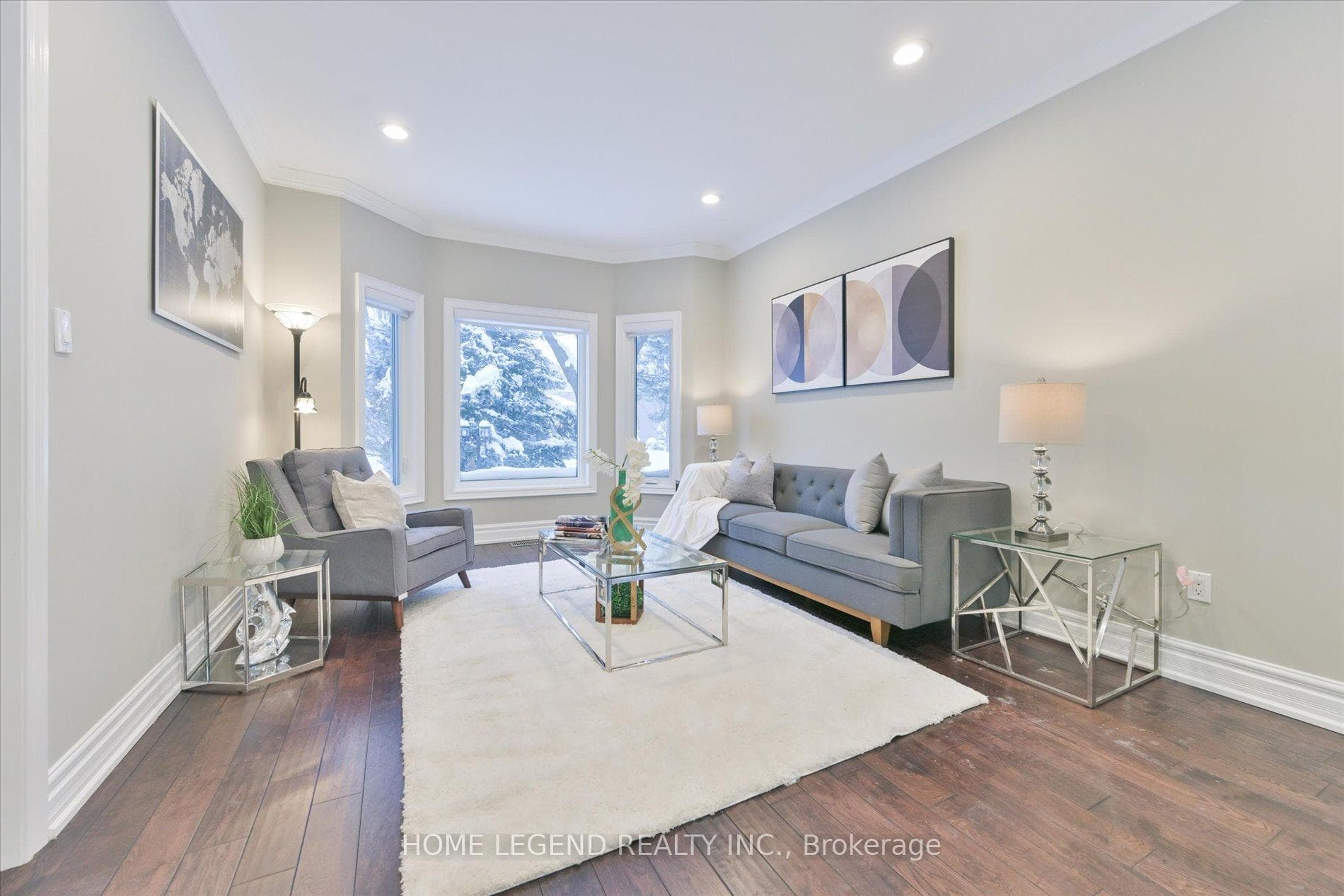 25 Vandermeer Drive photo 5